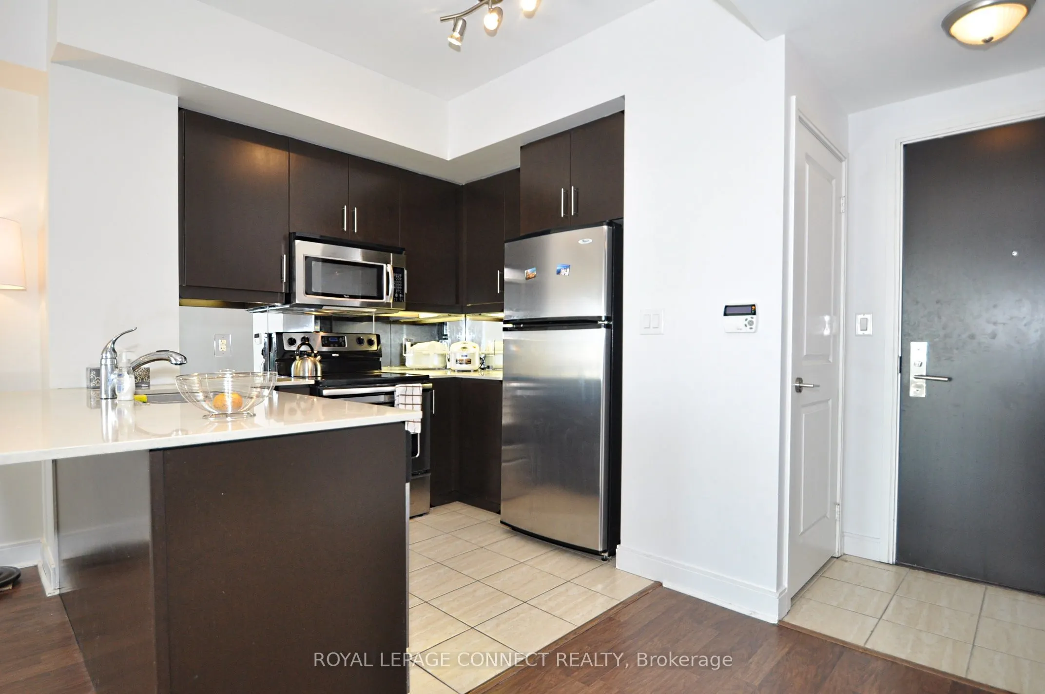60 Absolute Avenue, #4203