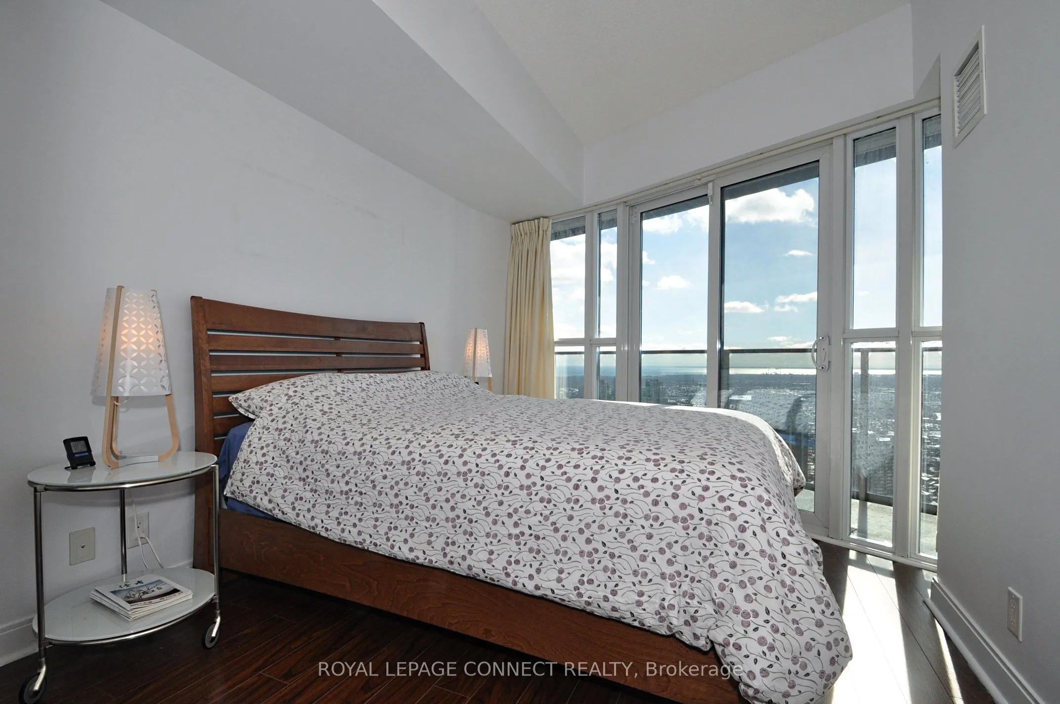 60 Absolute Avenue, #4203