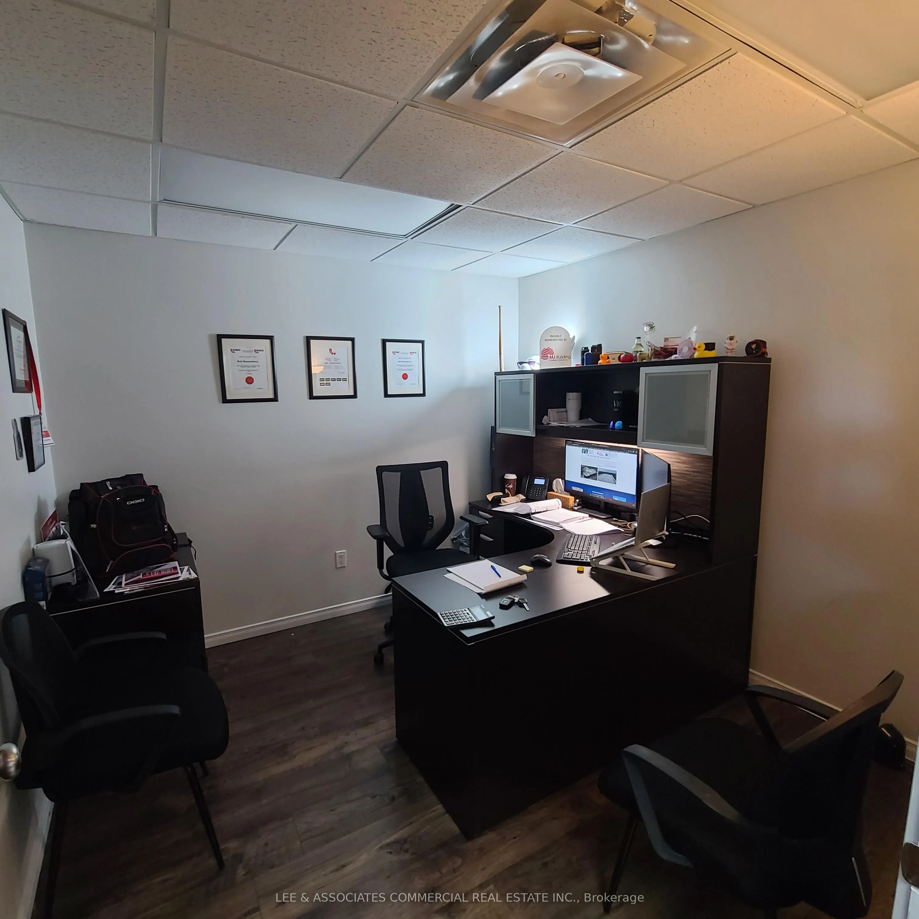 220 Bronte Street N, #2