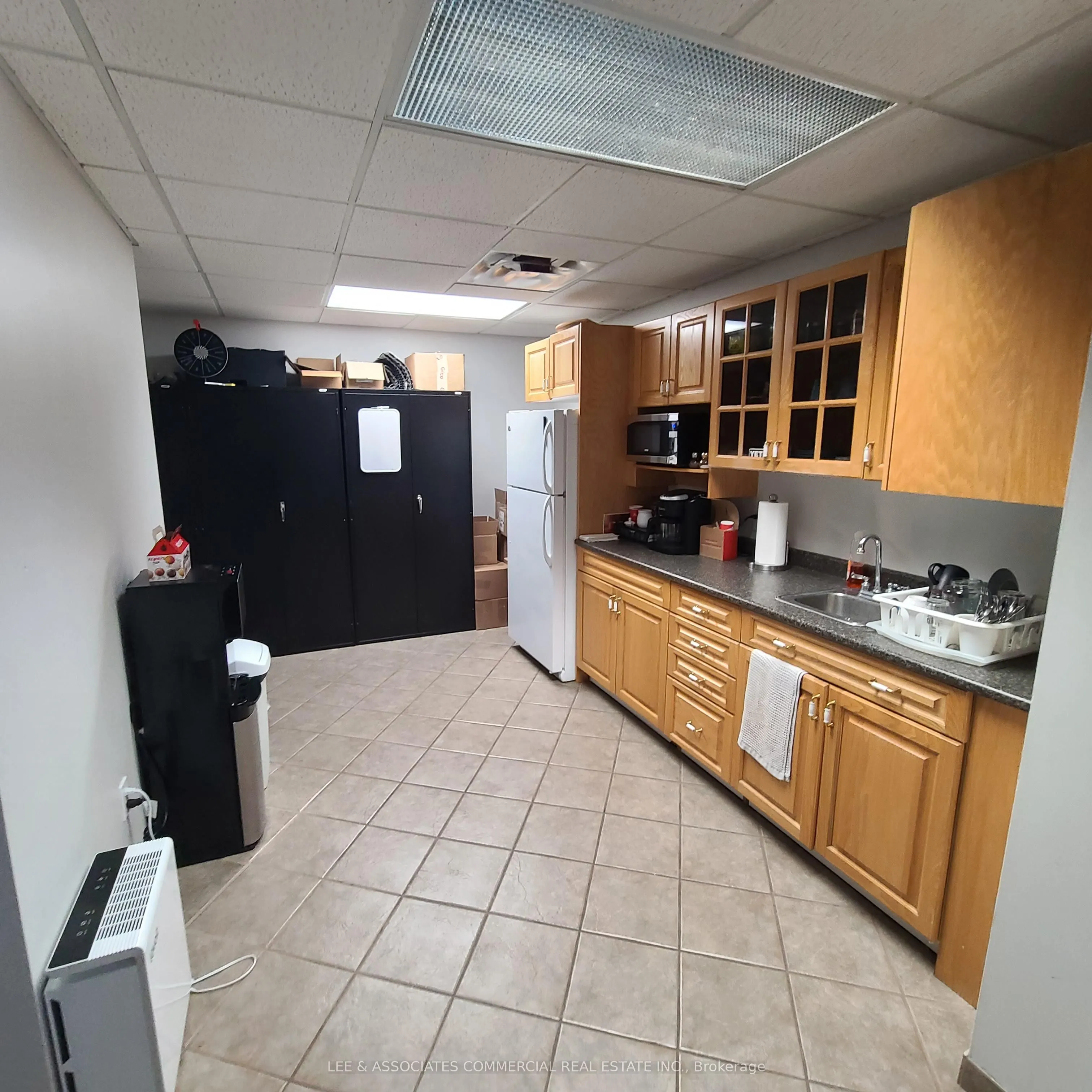 220 Bronte Street N, #2