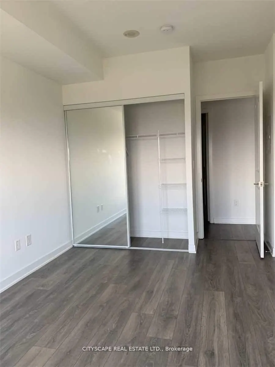 4633 Glen Erin Drive, #1408