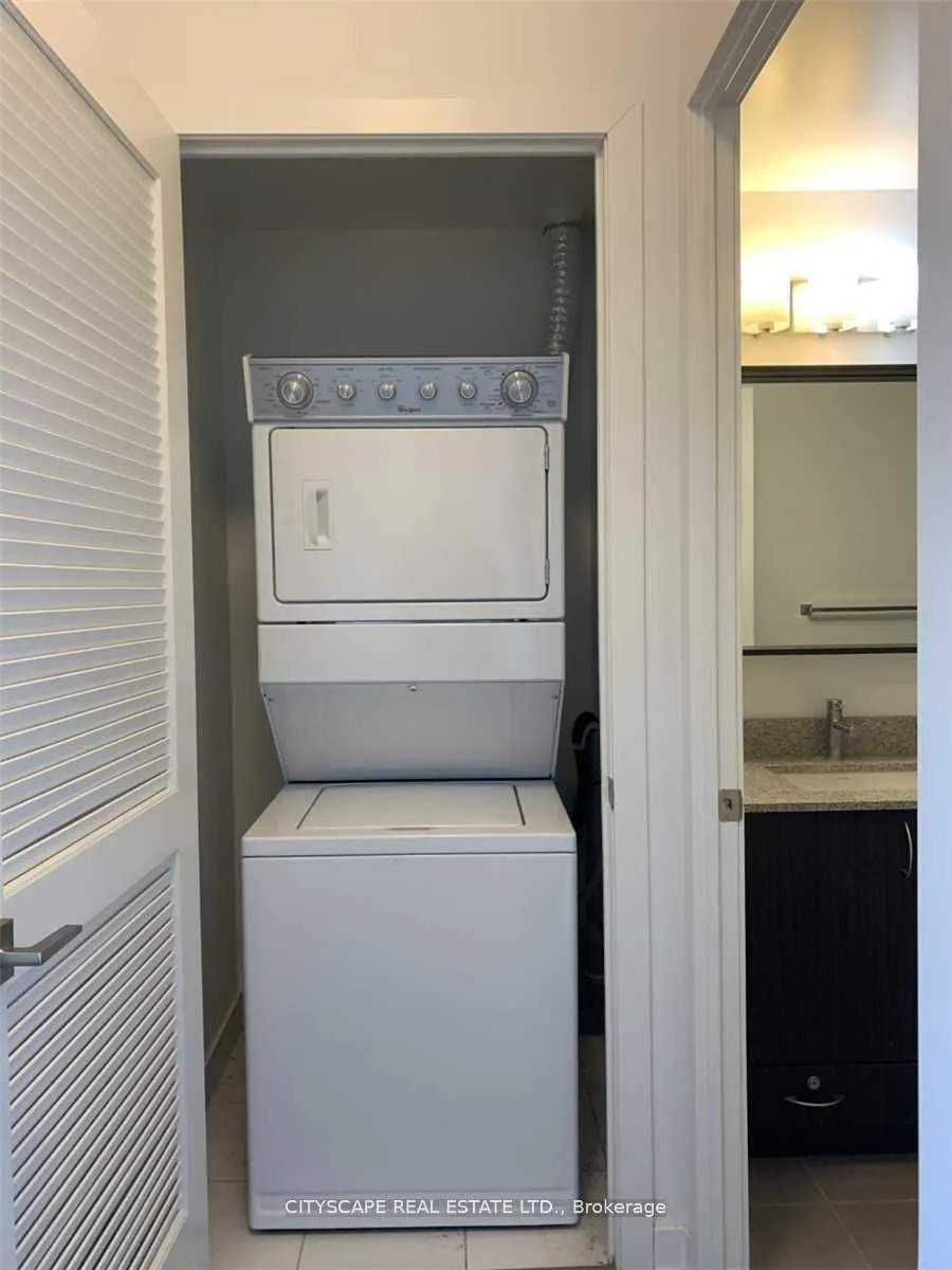 4633 Glen Erin Drive, #1408