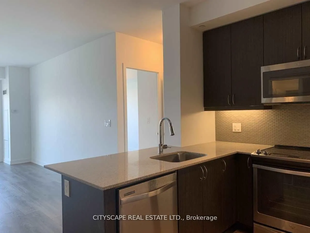 4633 Glen Erin Drive, #1408