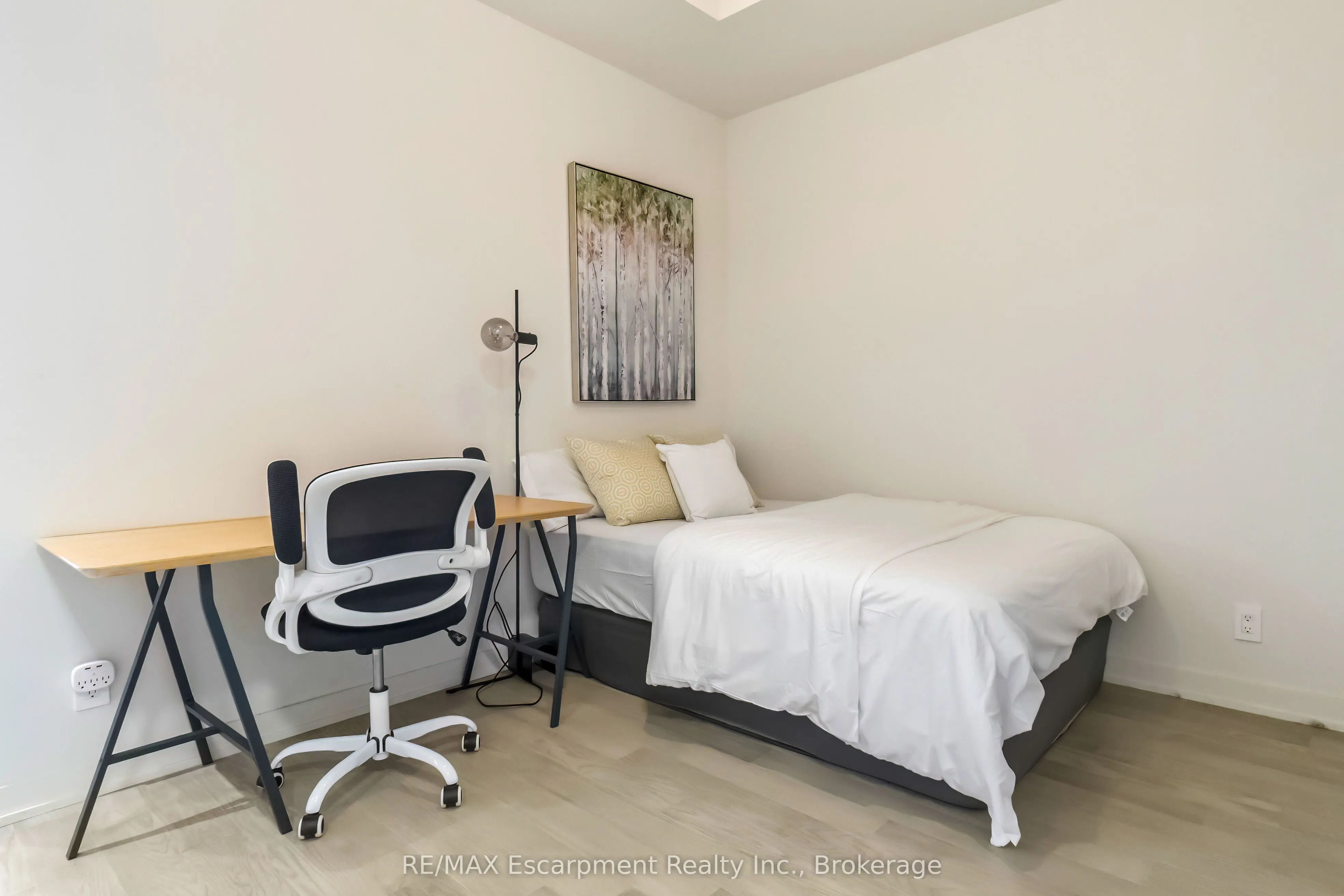 123 Maurice Drive, #205