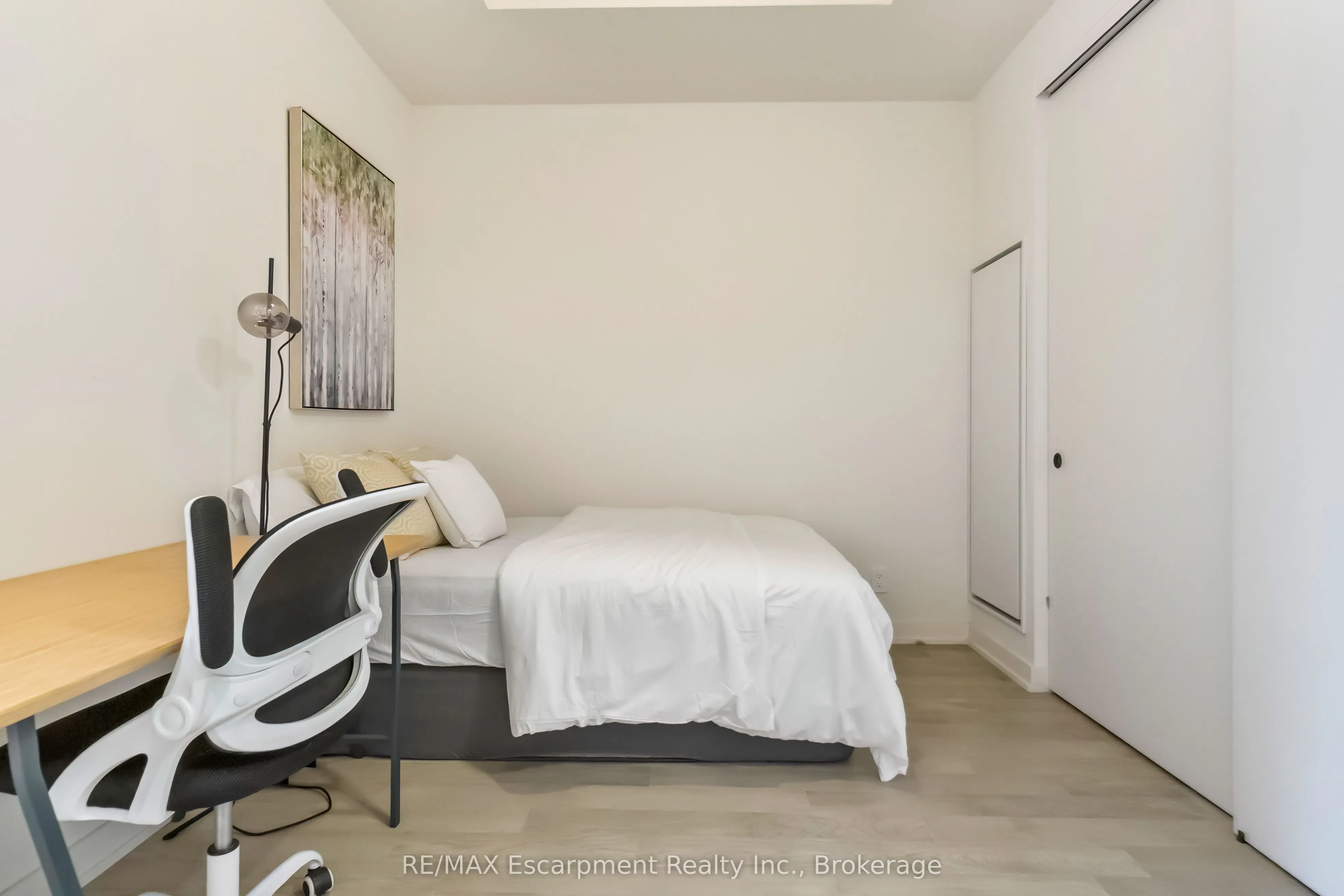 123 Maurice Drive, #205