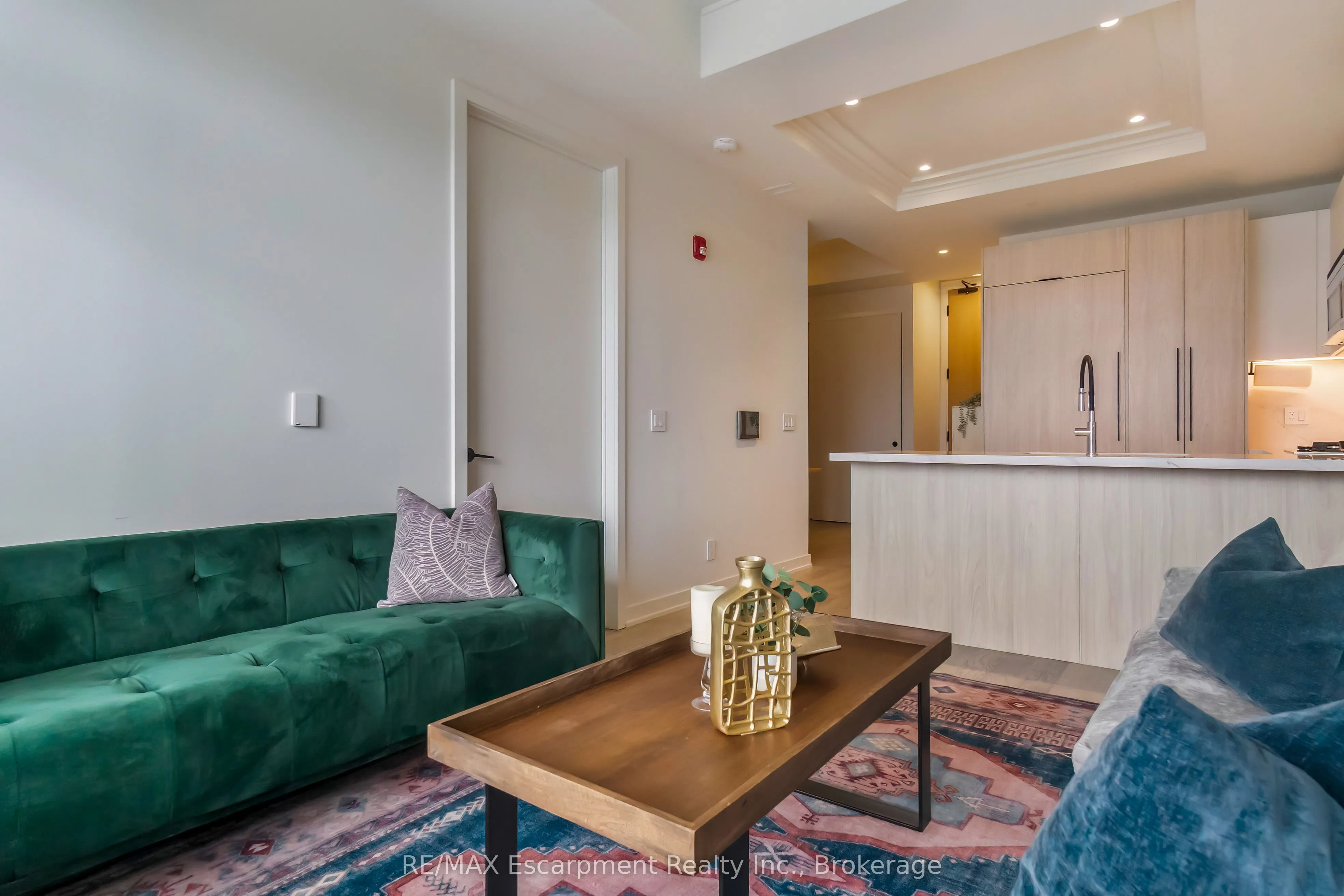 123 Maurice Drive, #205
