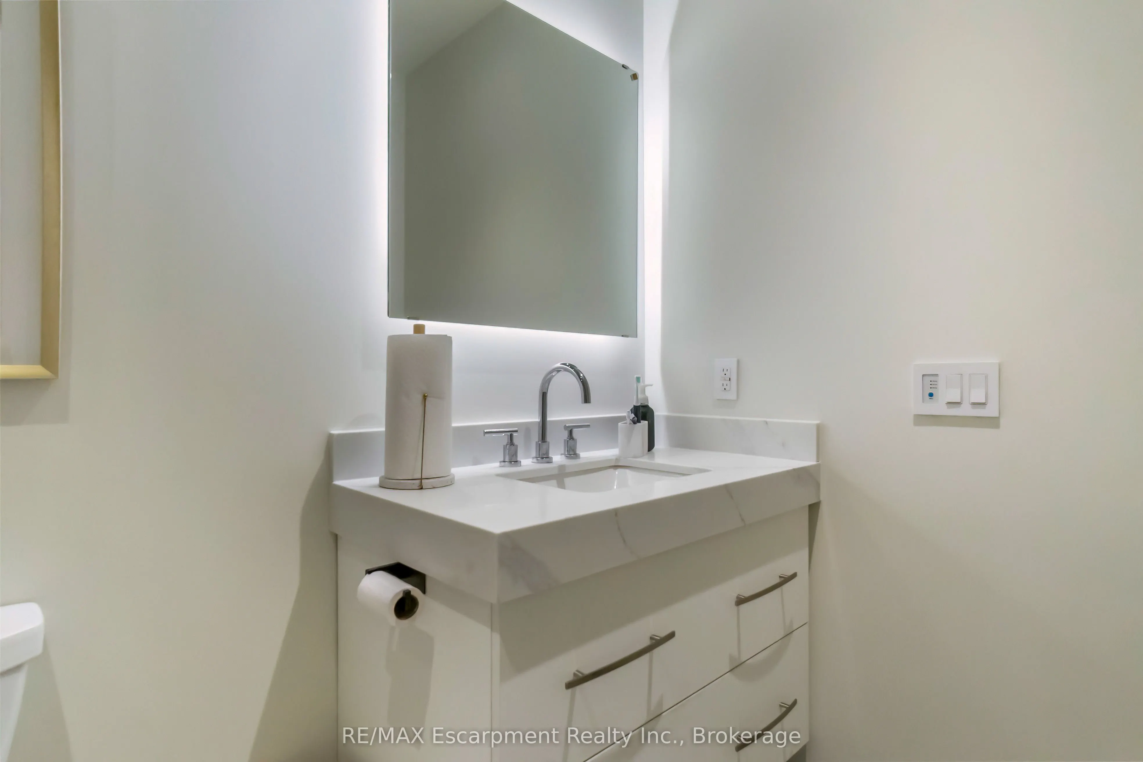 123 Maurice Drive, #205