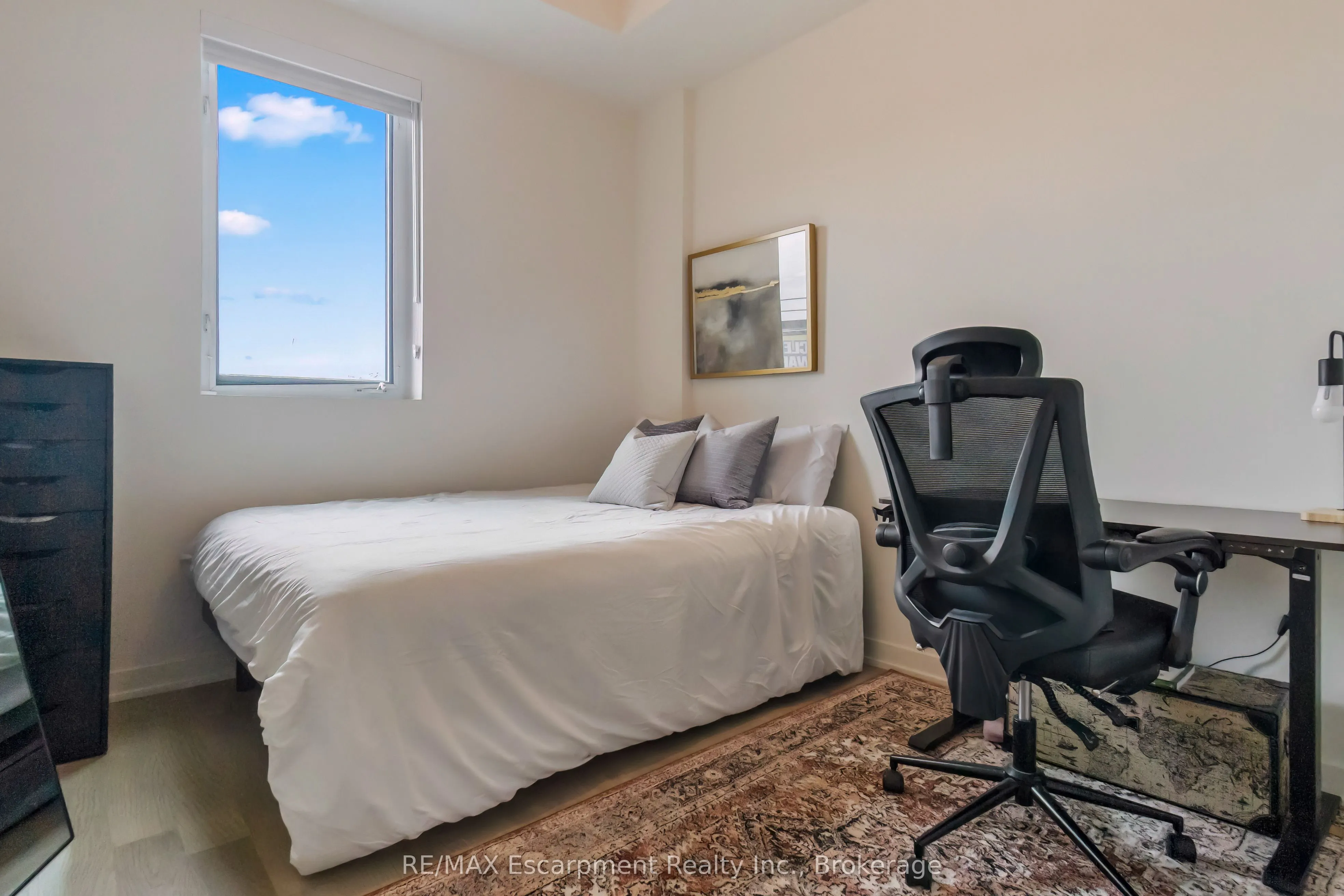 123 Maurice Drive, #205