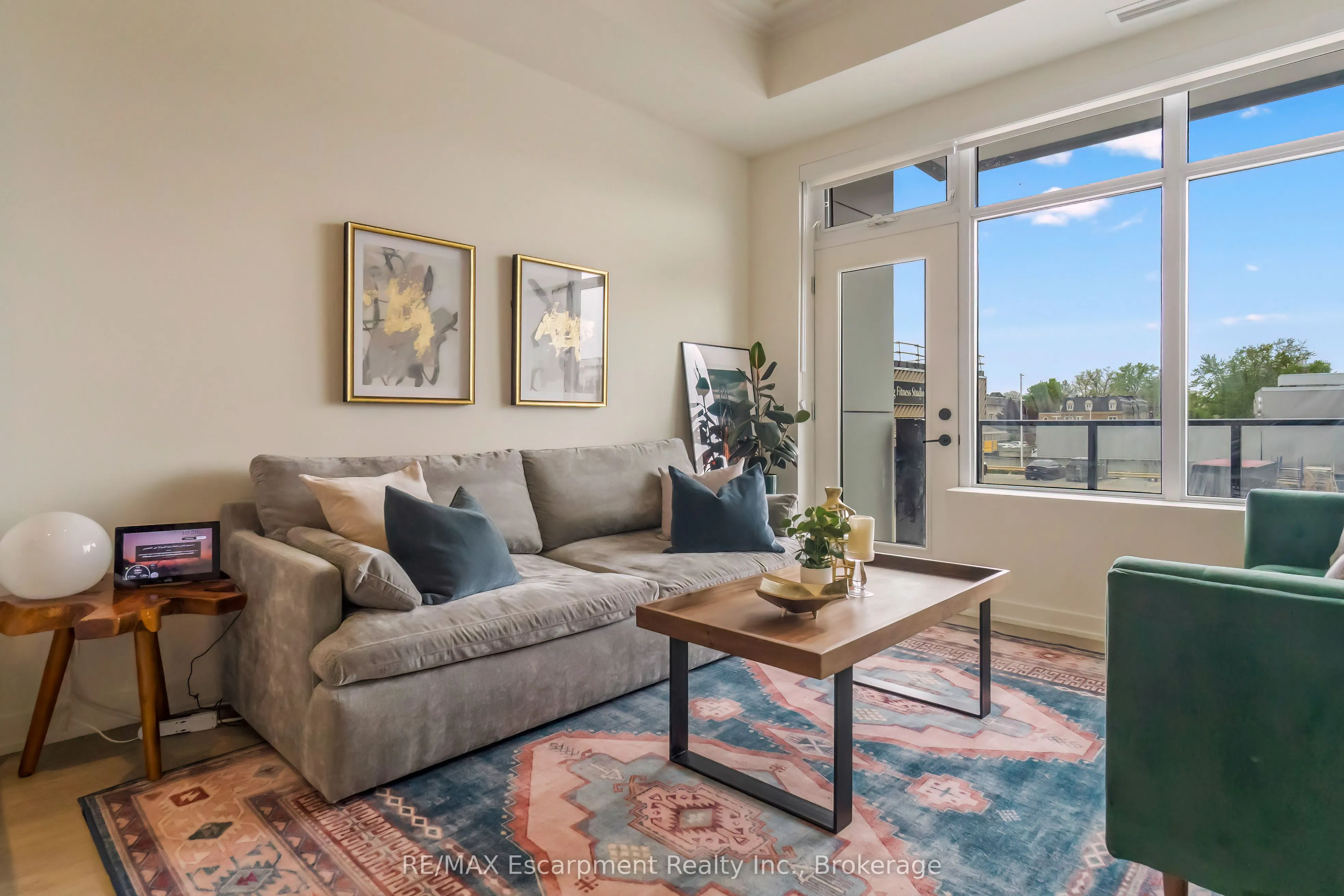 123 Maurice Drive, #205