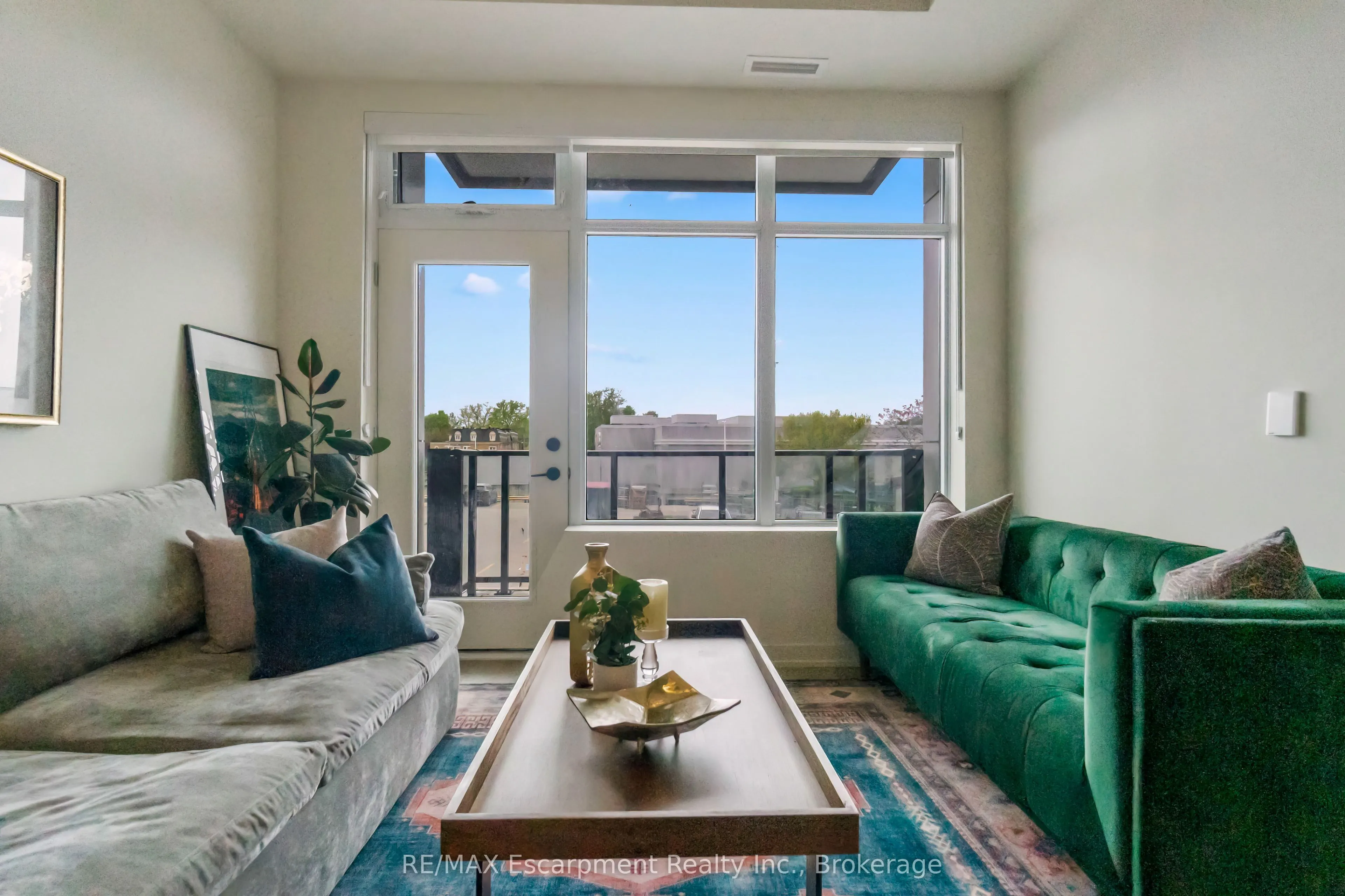 123 Maurice Drive, #205