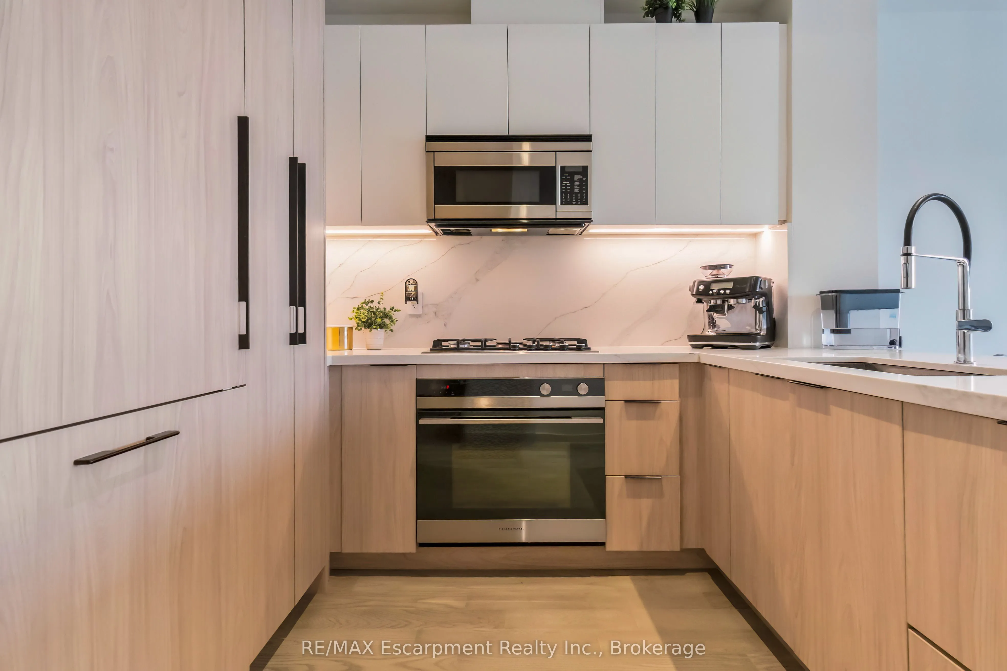 123 Maurice Drive, #205