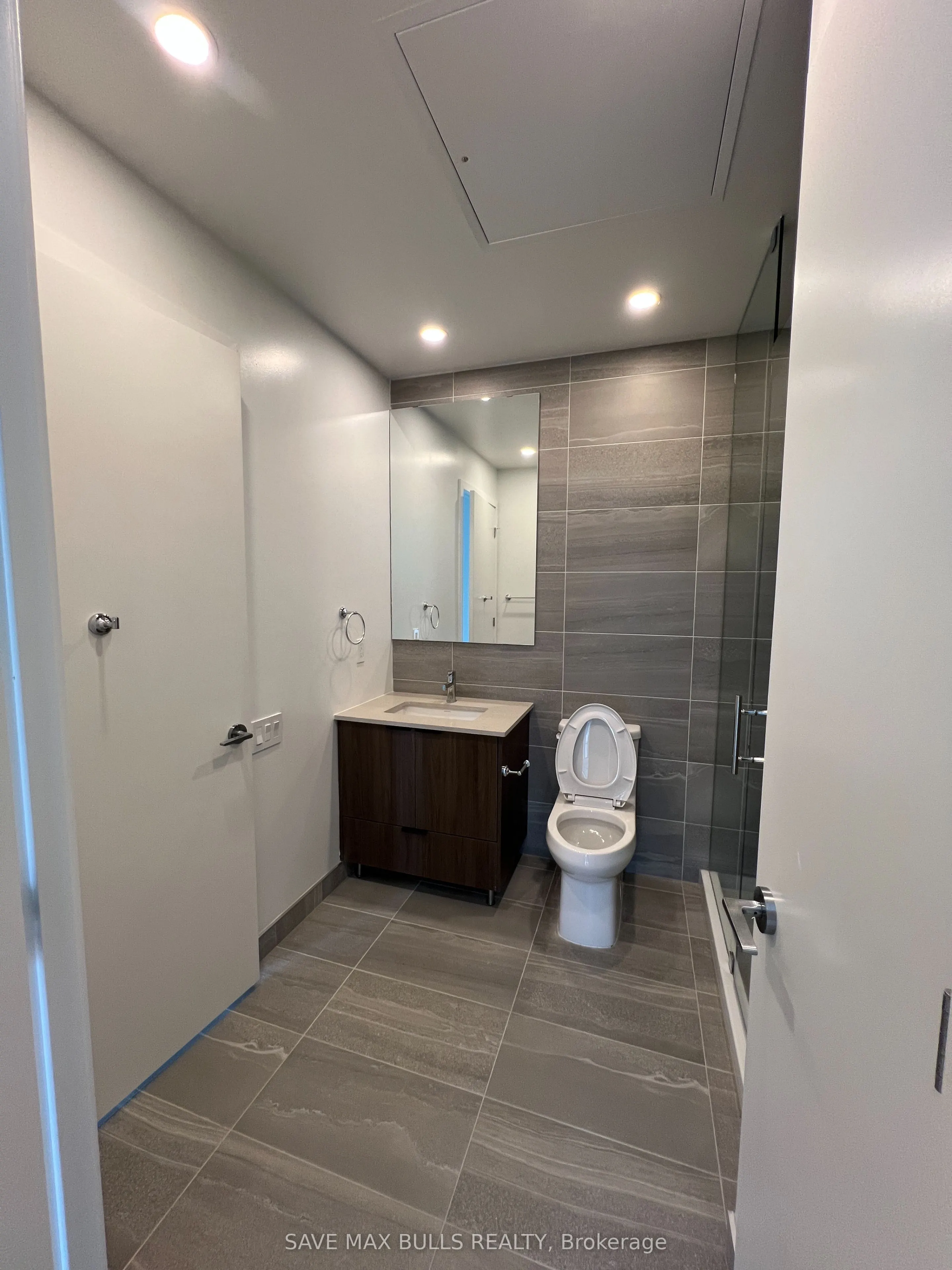 722 Marlee Avenue, #302