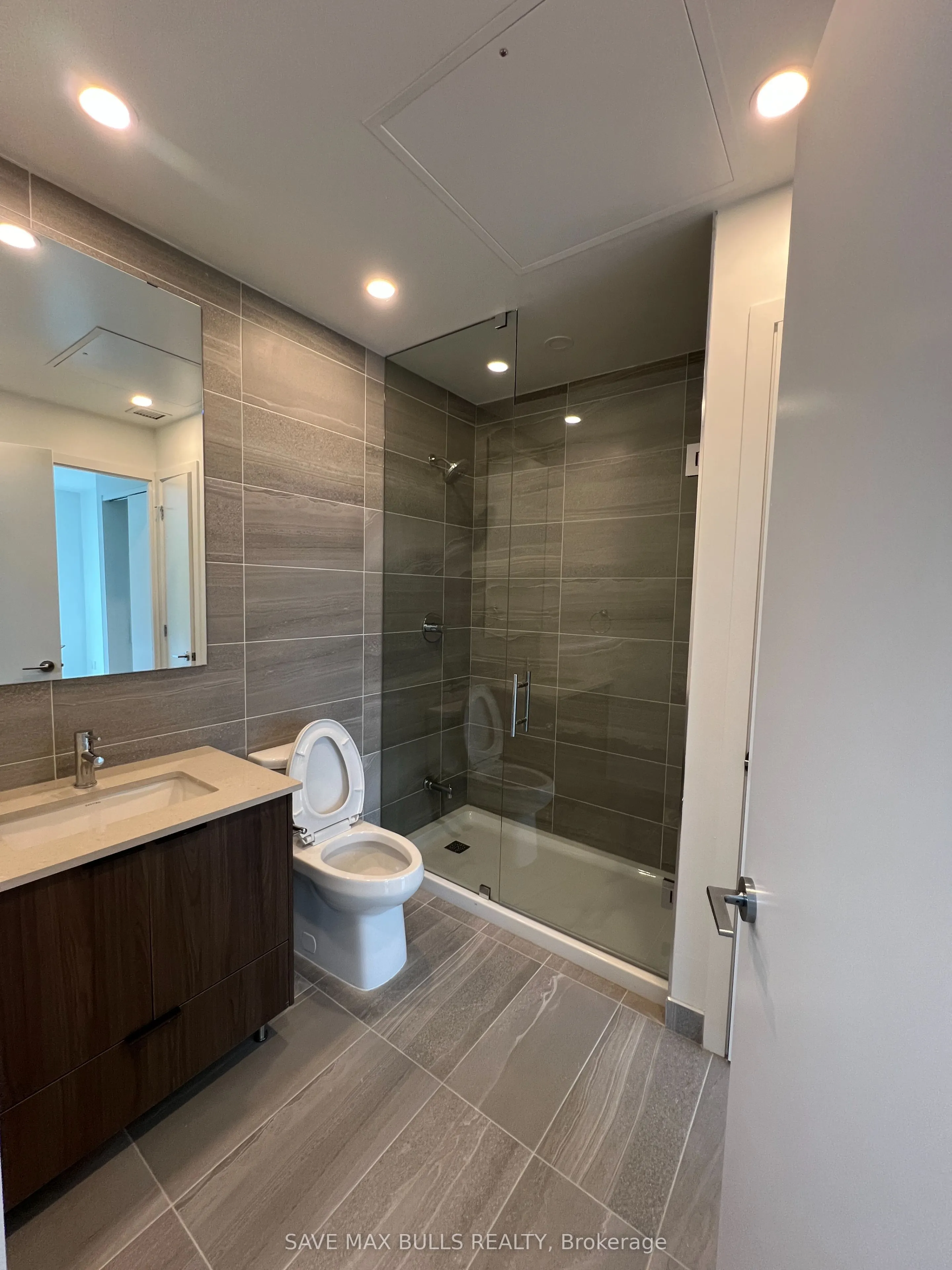 722 Marlee Avenue, #302