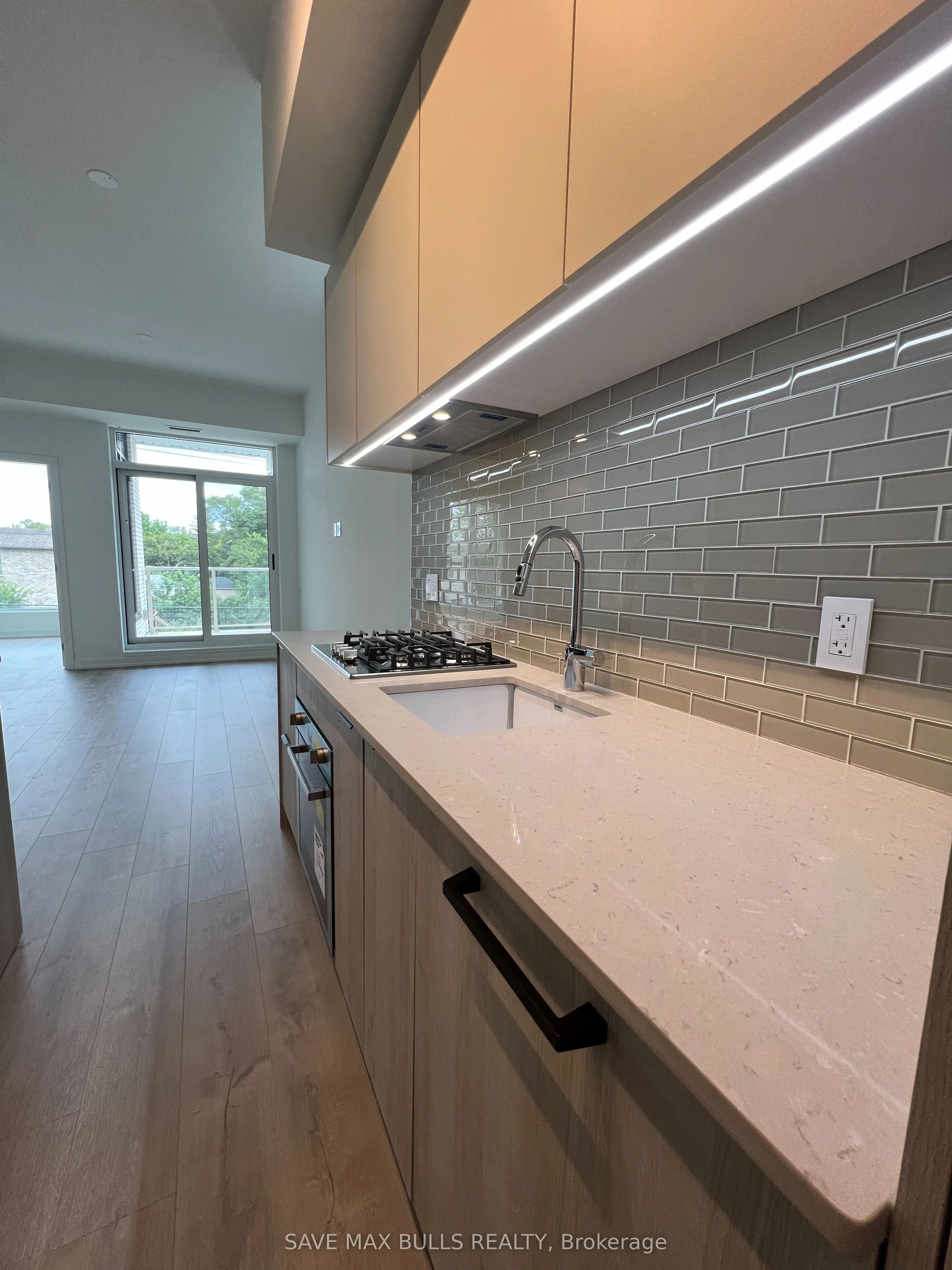 722 Marlee Avenue, #302