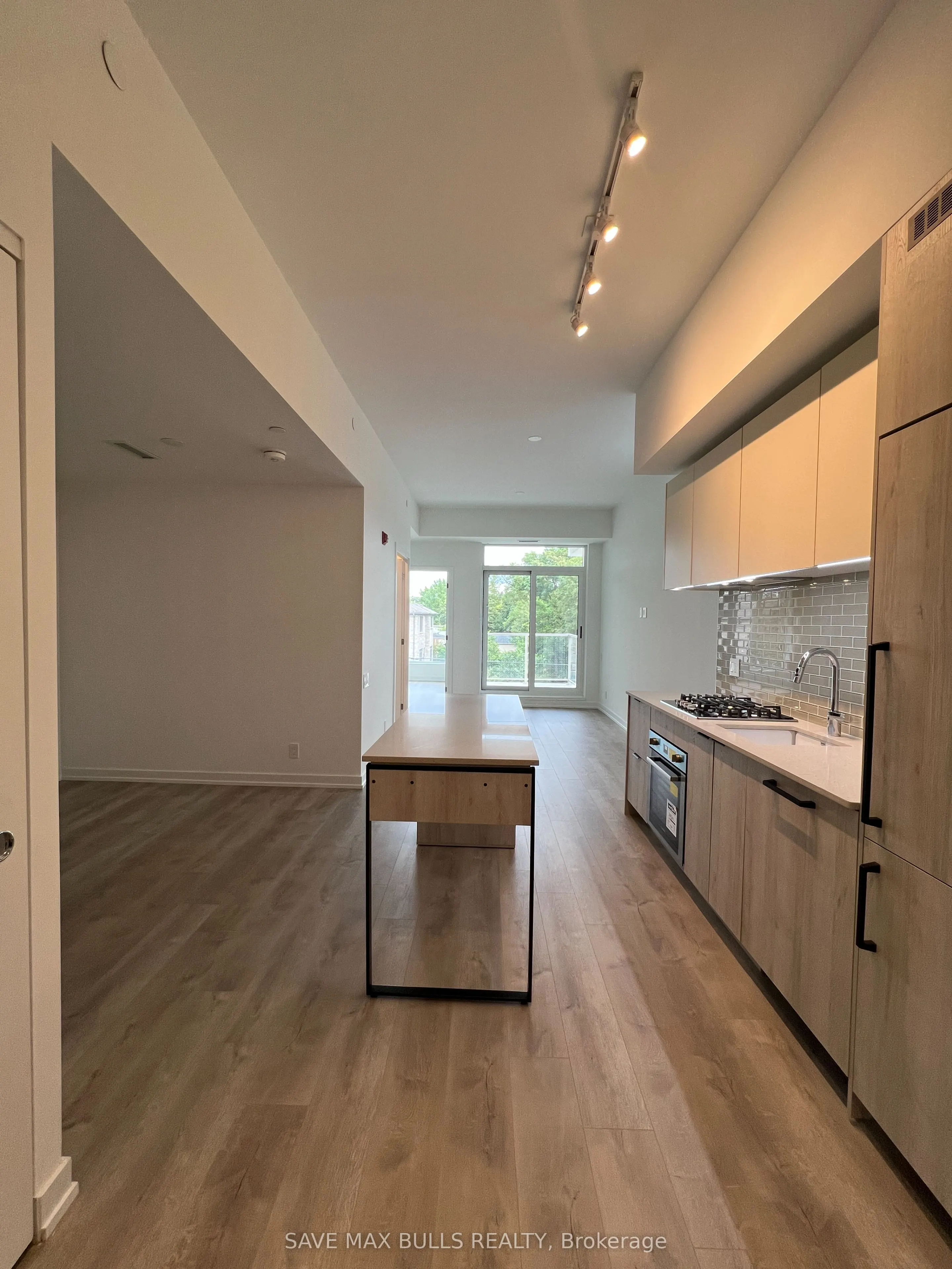 722 Marlee Avenue, #302