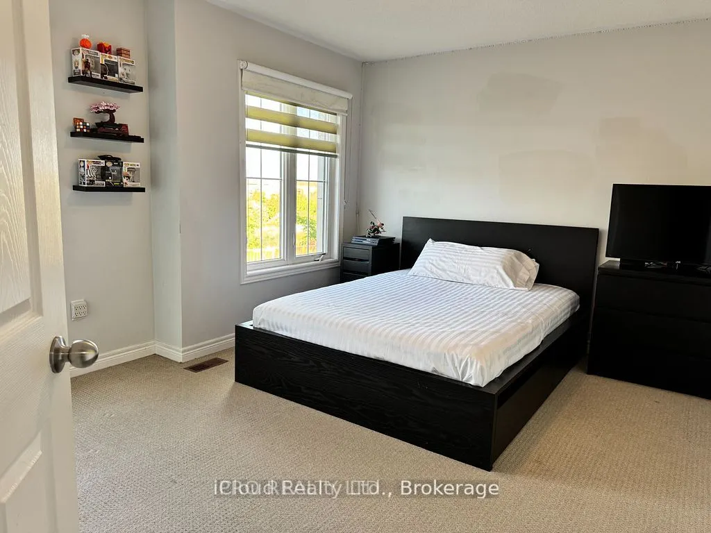 27 Tysonville Circle
