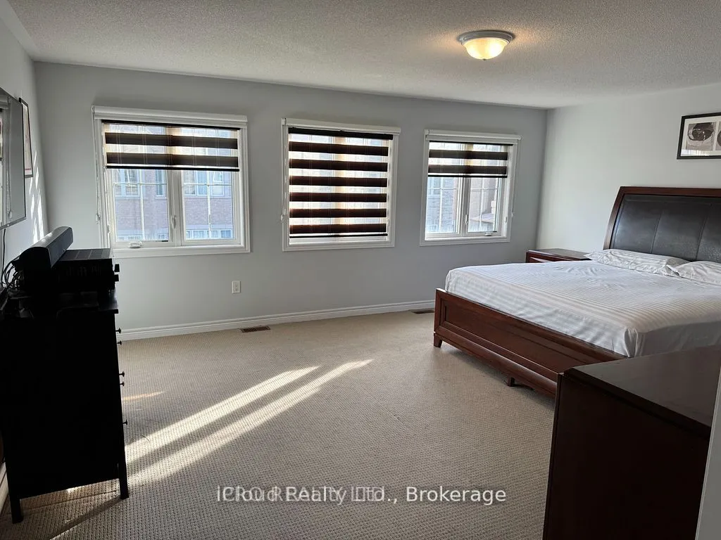 27 Tysonville Circle