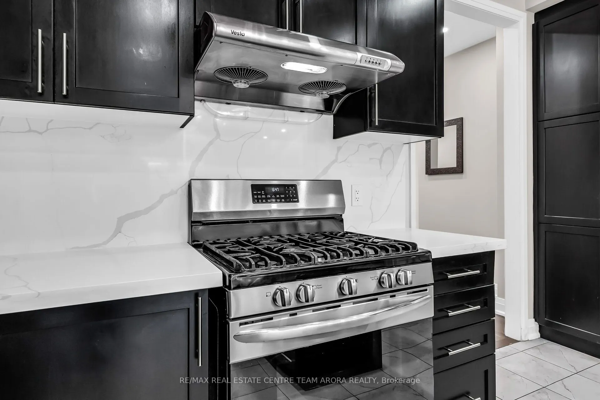 24 Dalbeattie Drive