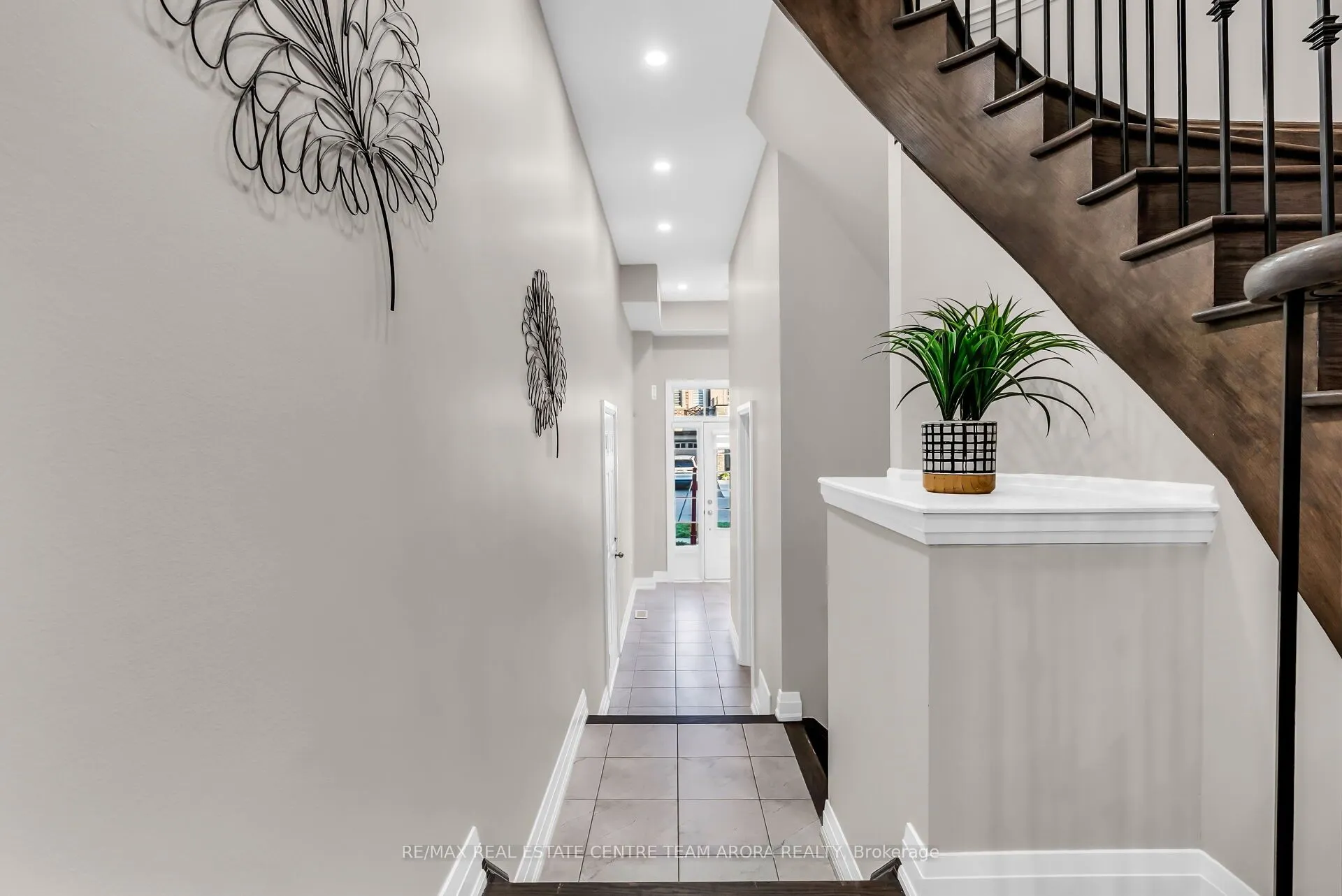 24 Dalbeattie Drive