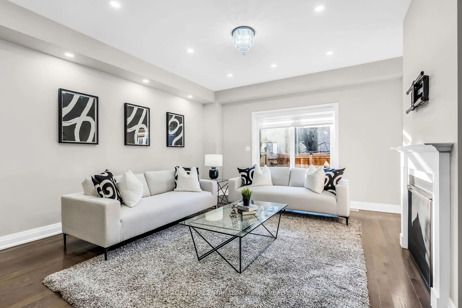 24 Dalbeattie Drive