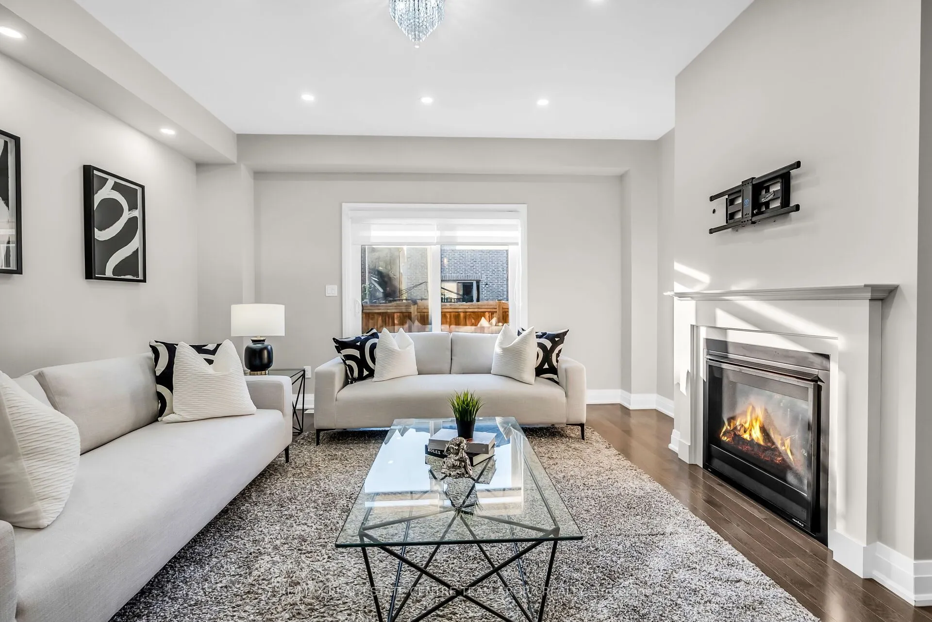 24 Dalbeattie Drive