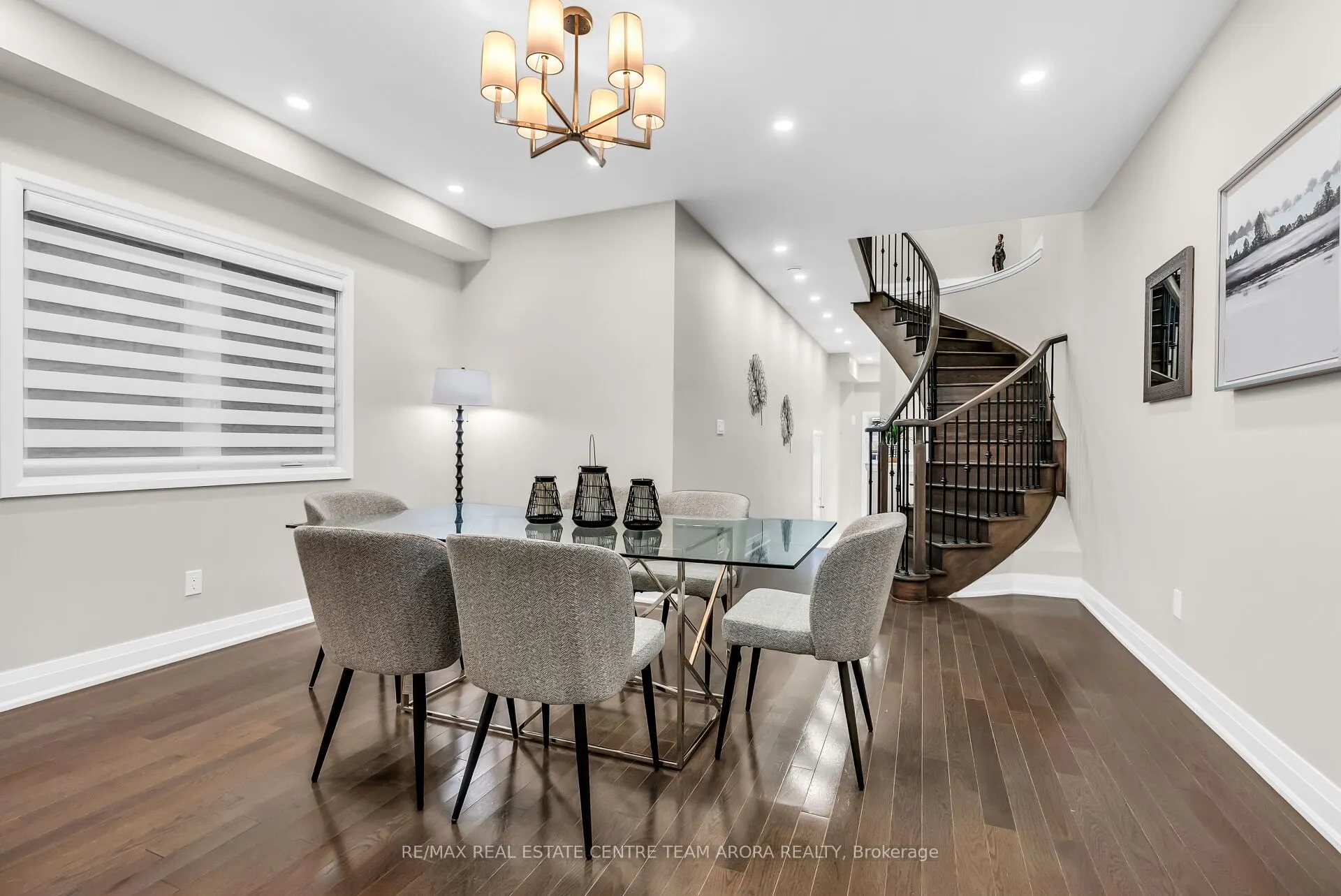 24 Dalbeattie Drive