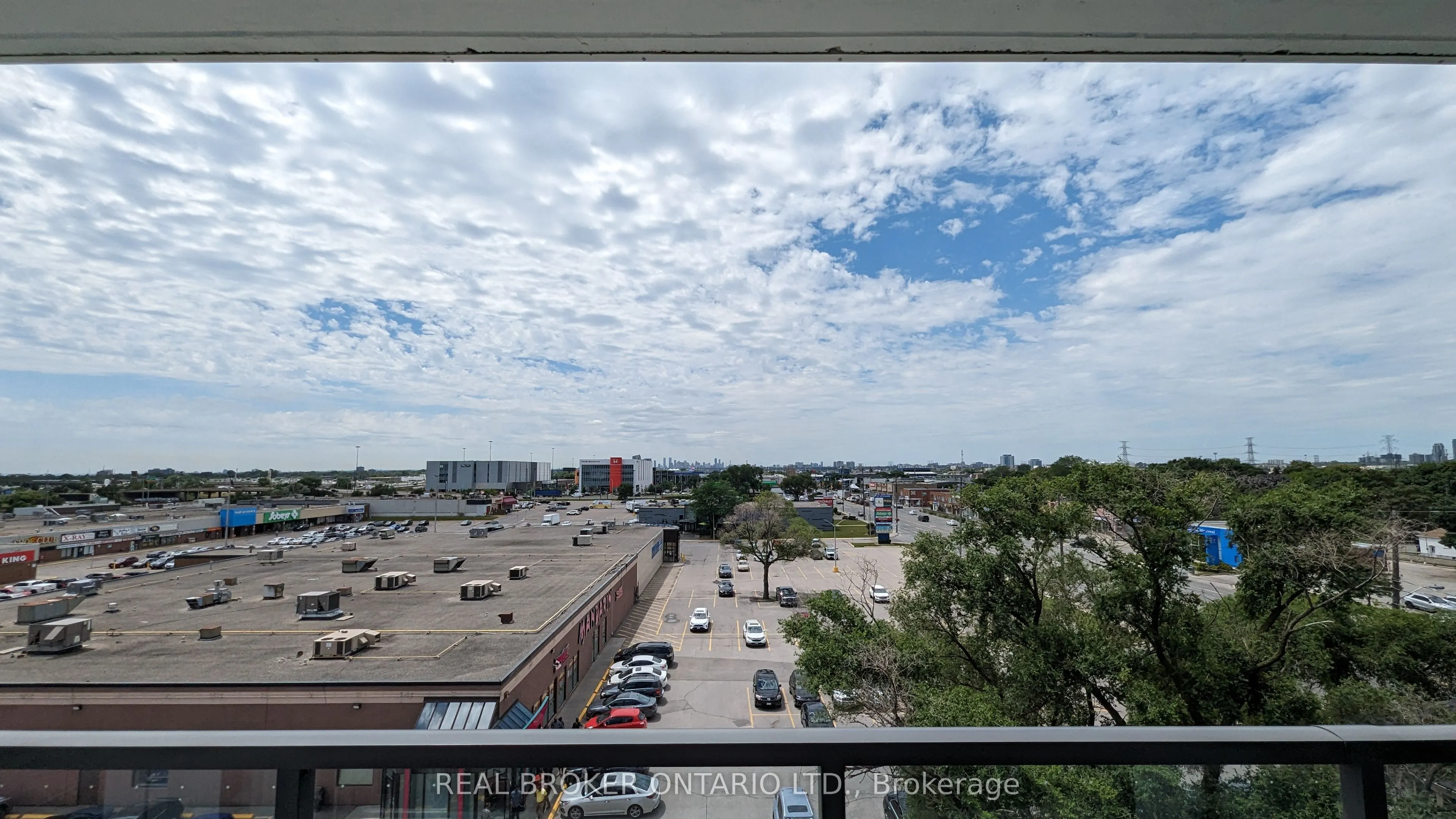1195 The Queensway, #515