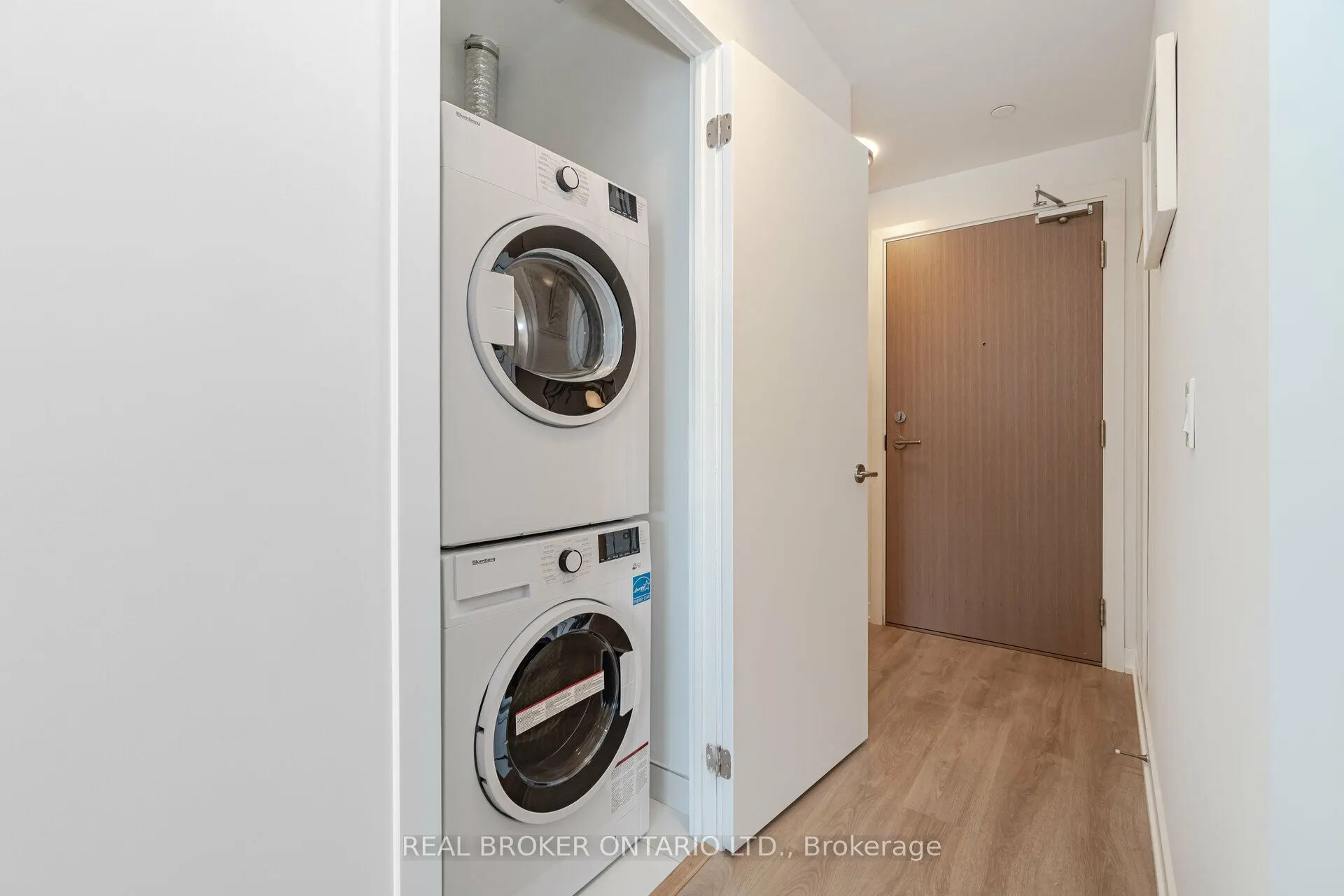 1195 The Queensway, #515