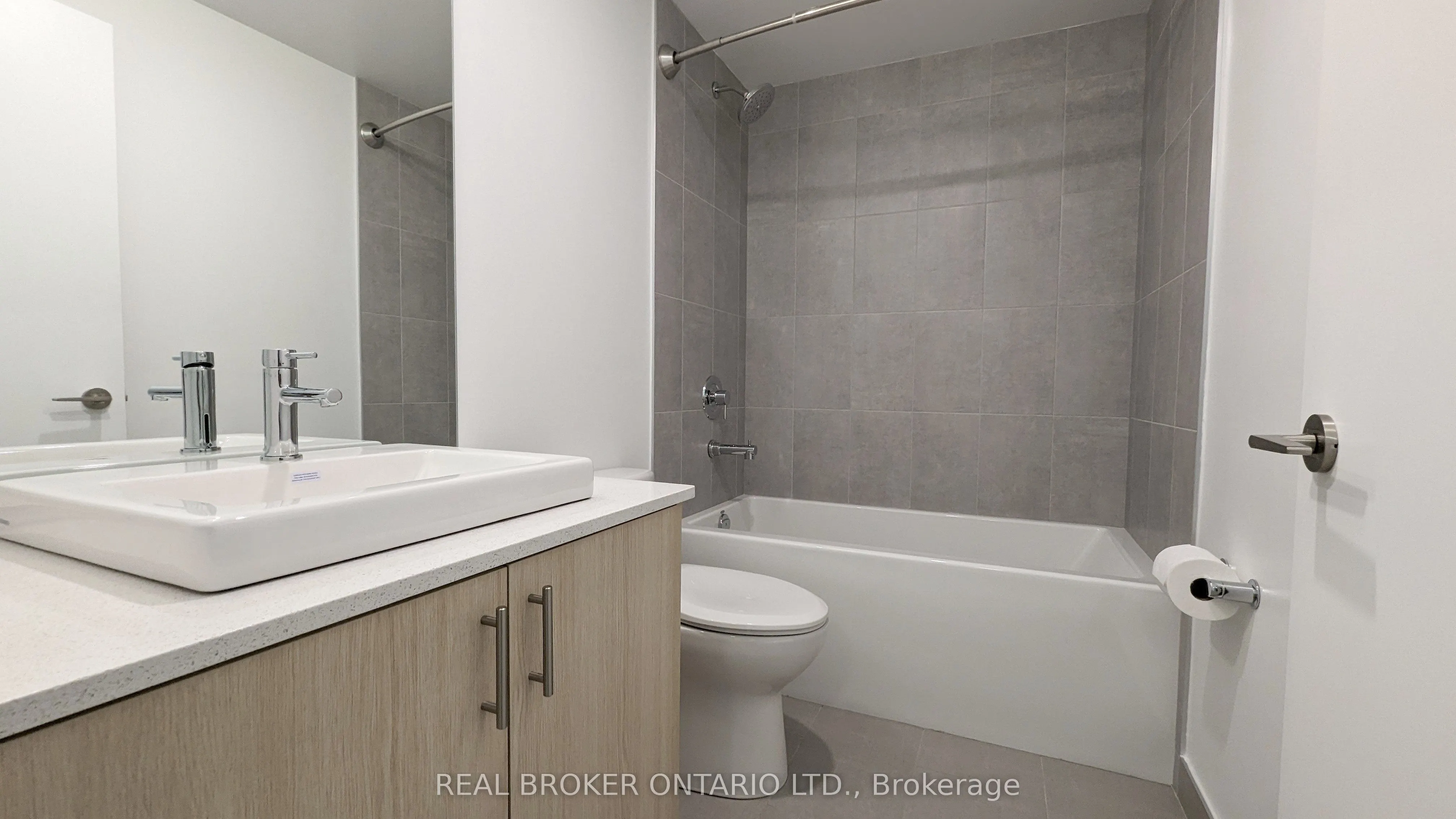 1195 The Queensway, #515