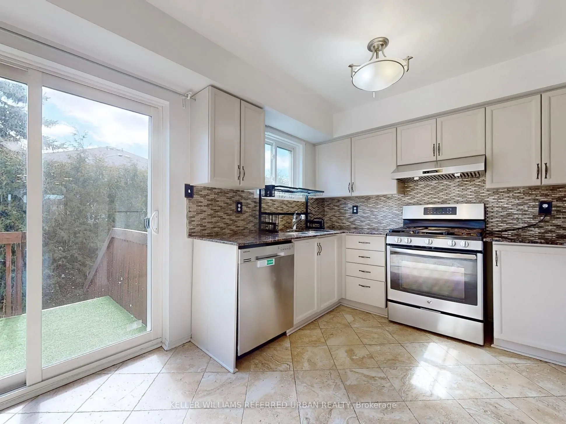 1050 Bristol Road, #32