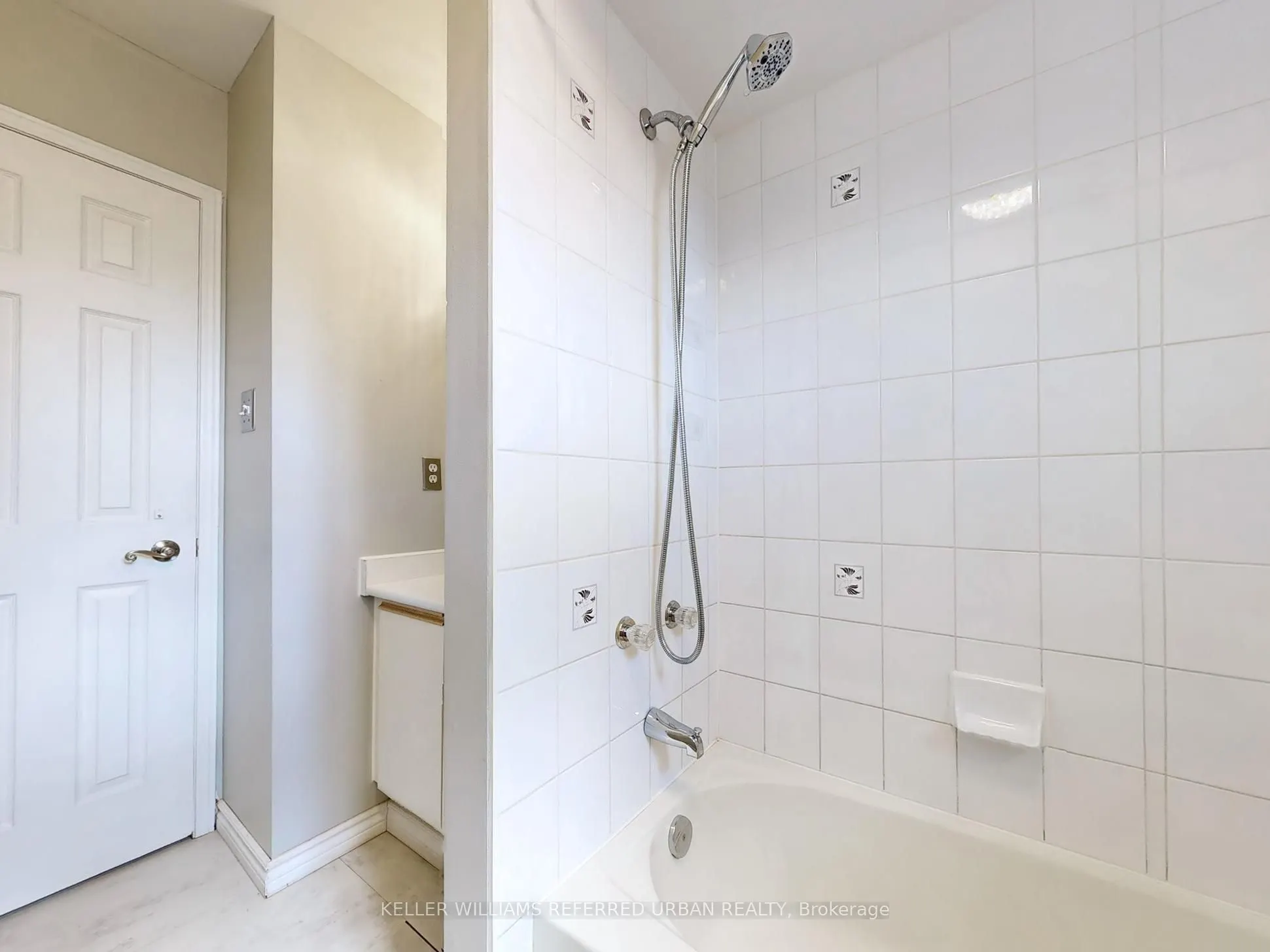 1050 Bristol Road, #32