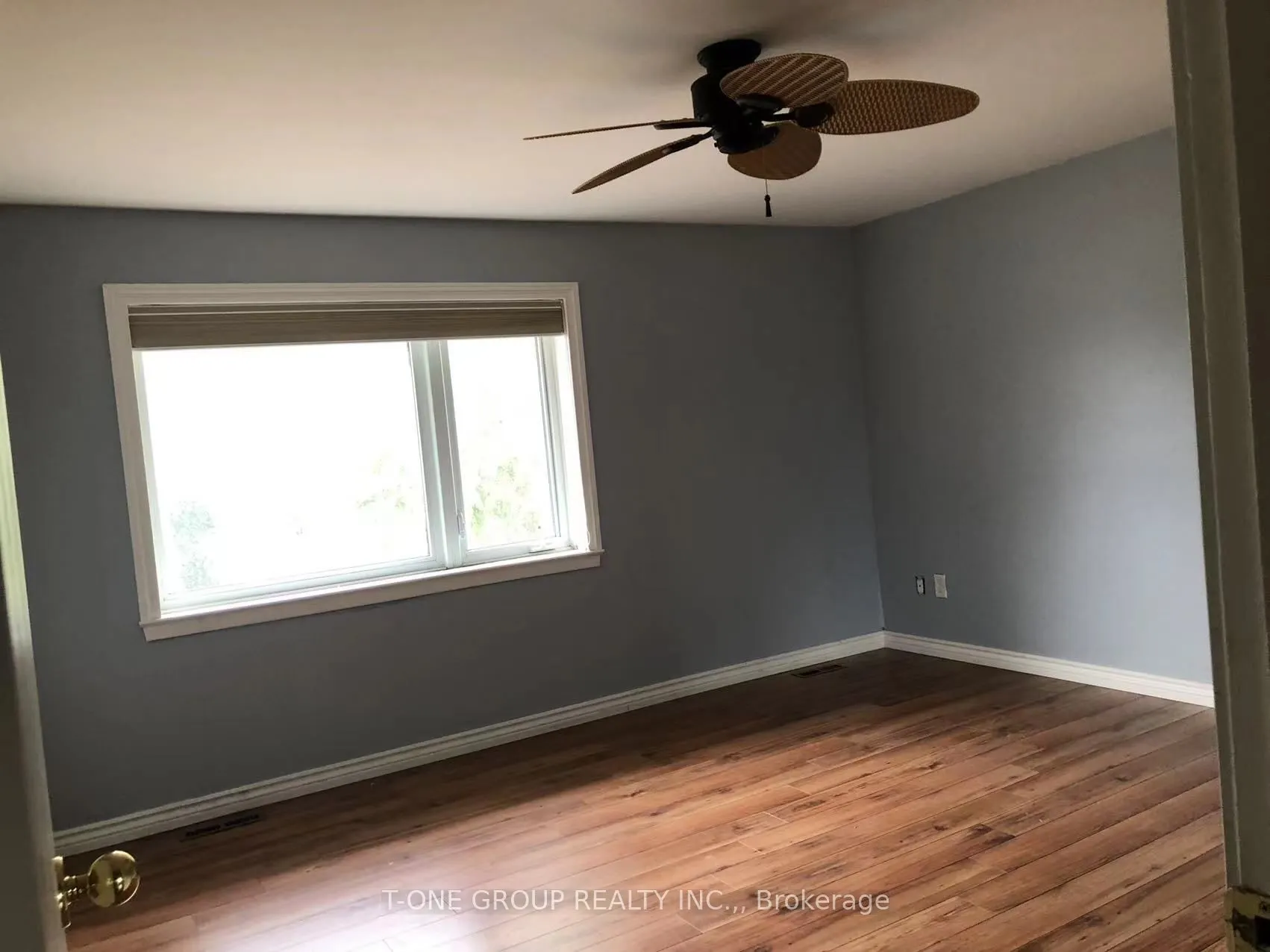 32 Flowertown Avenue