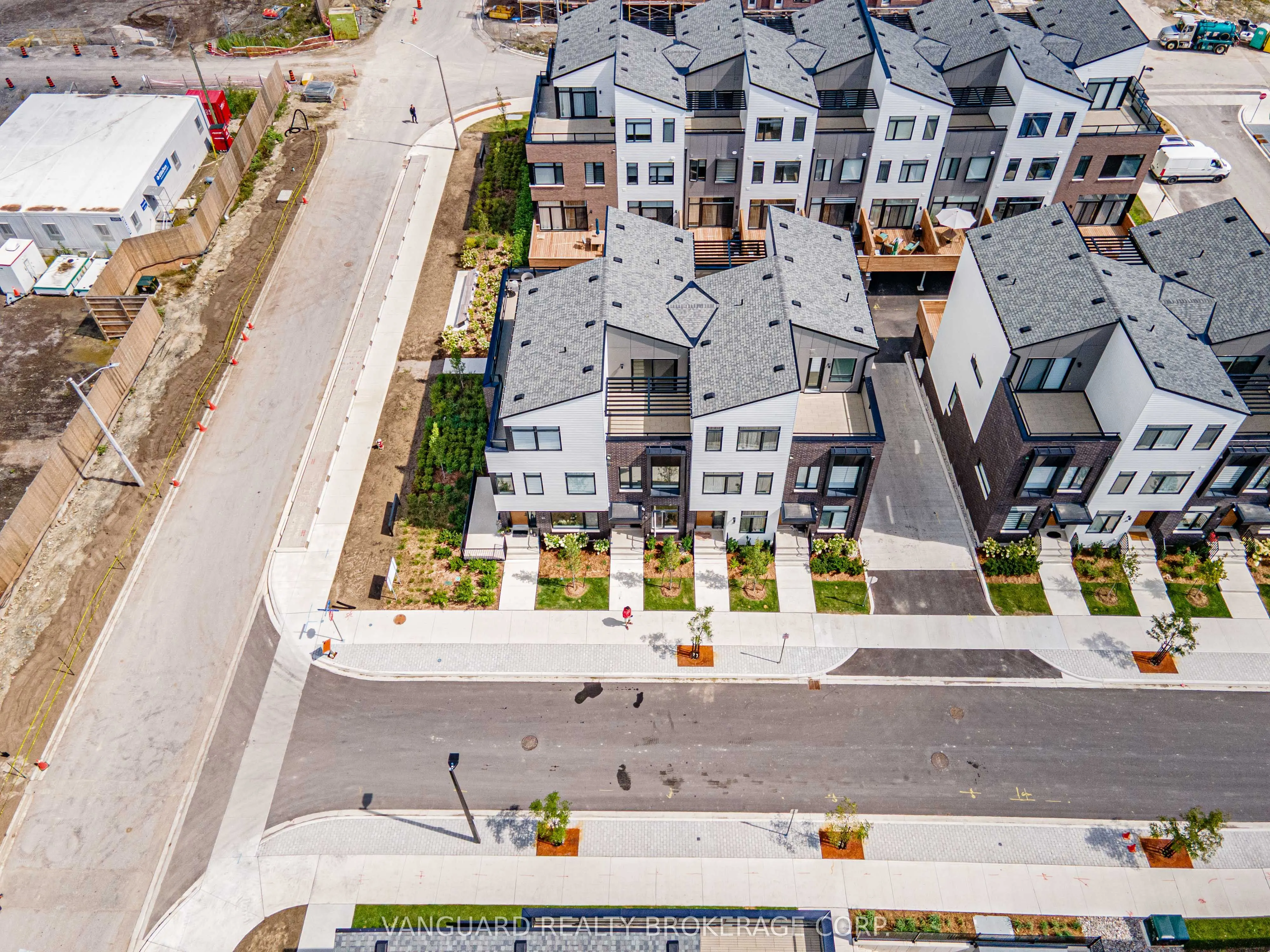 15 Lou Parsons Way, #21