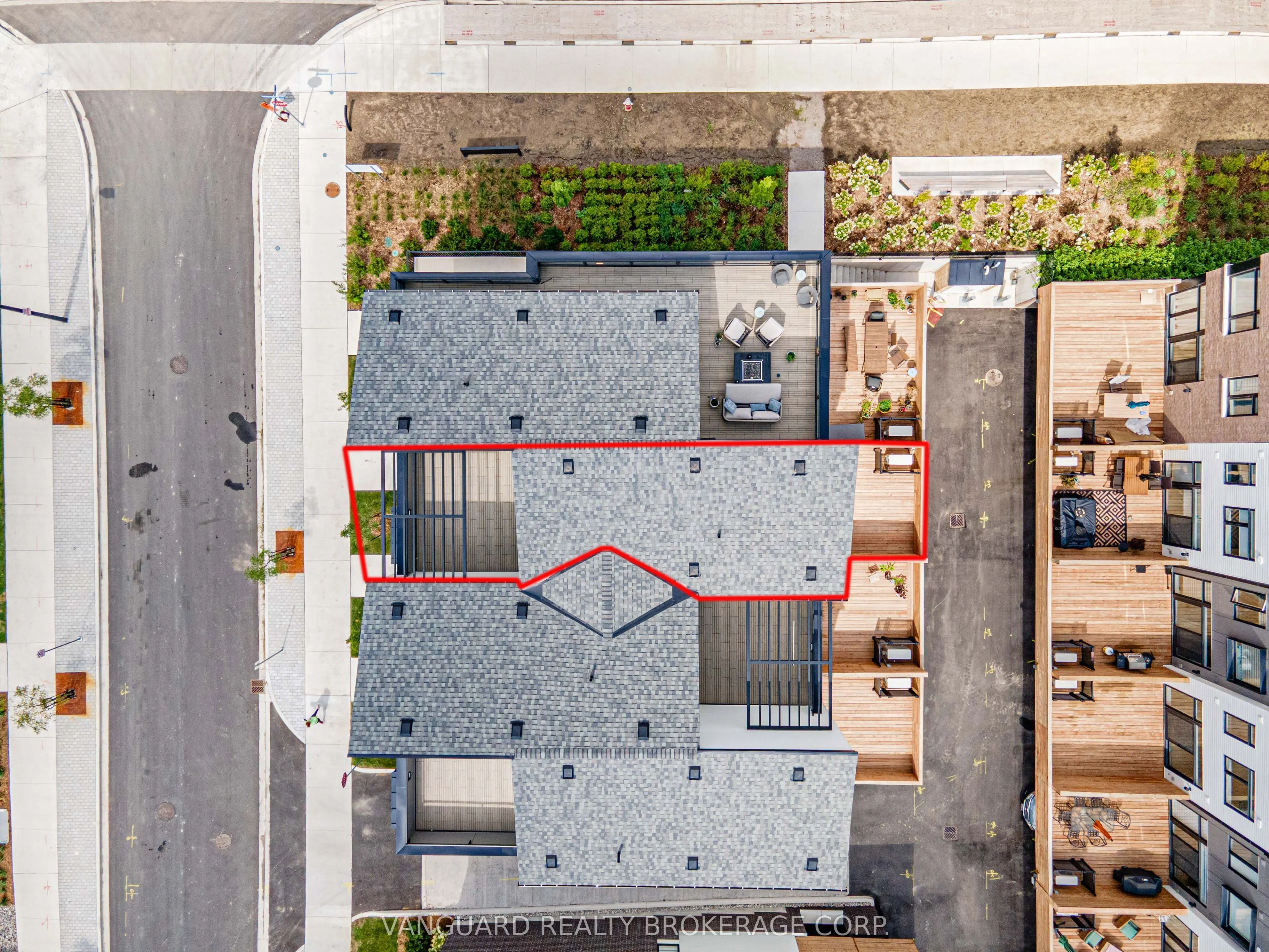 15 Lou Parsons Way, #21