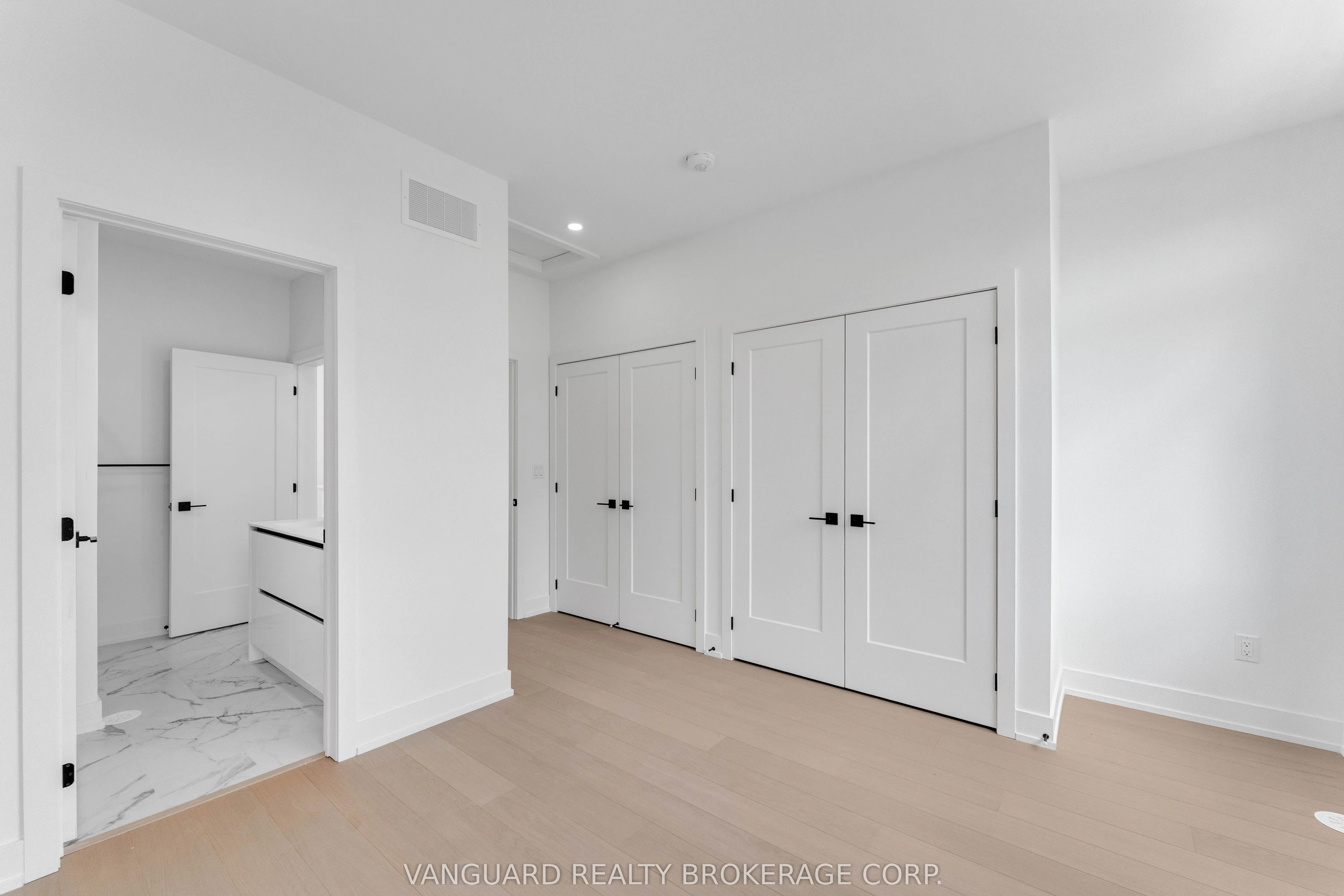 15 Lou Parsons Way, #21