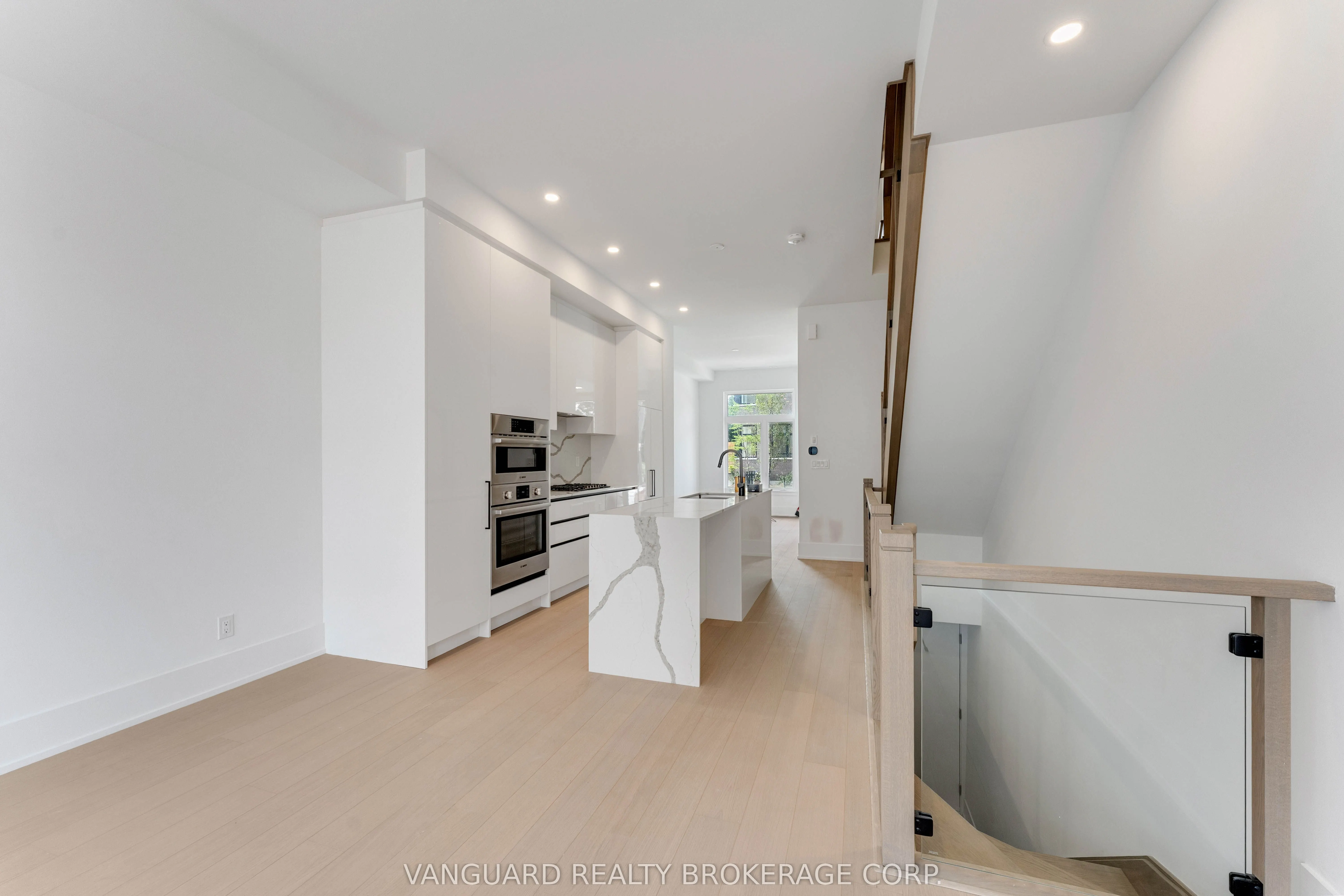 15 Lou Parsons Way, #21