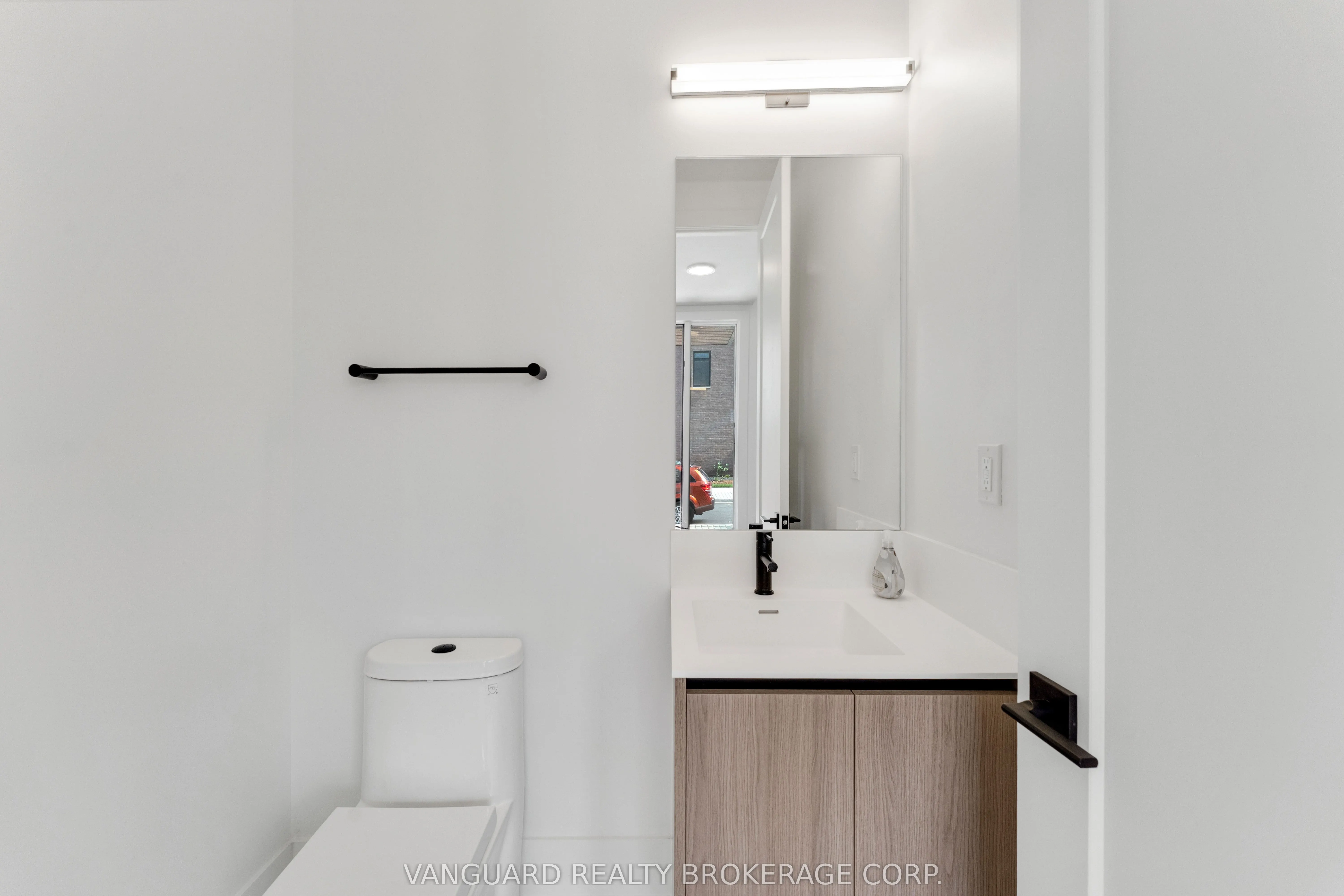 15 Lou Parsons Way, #21