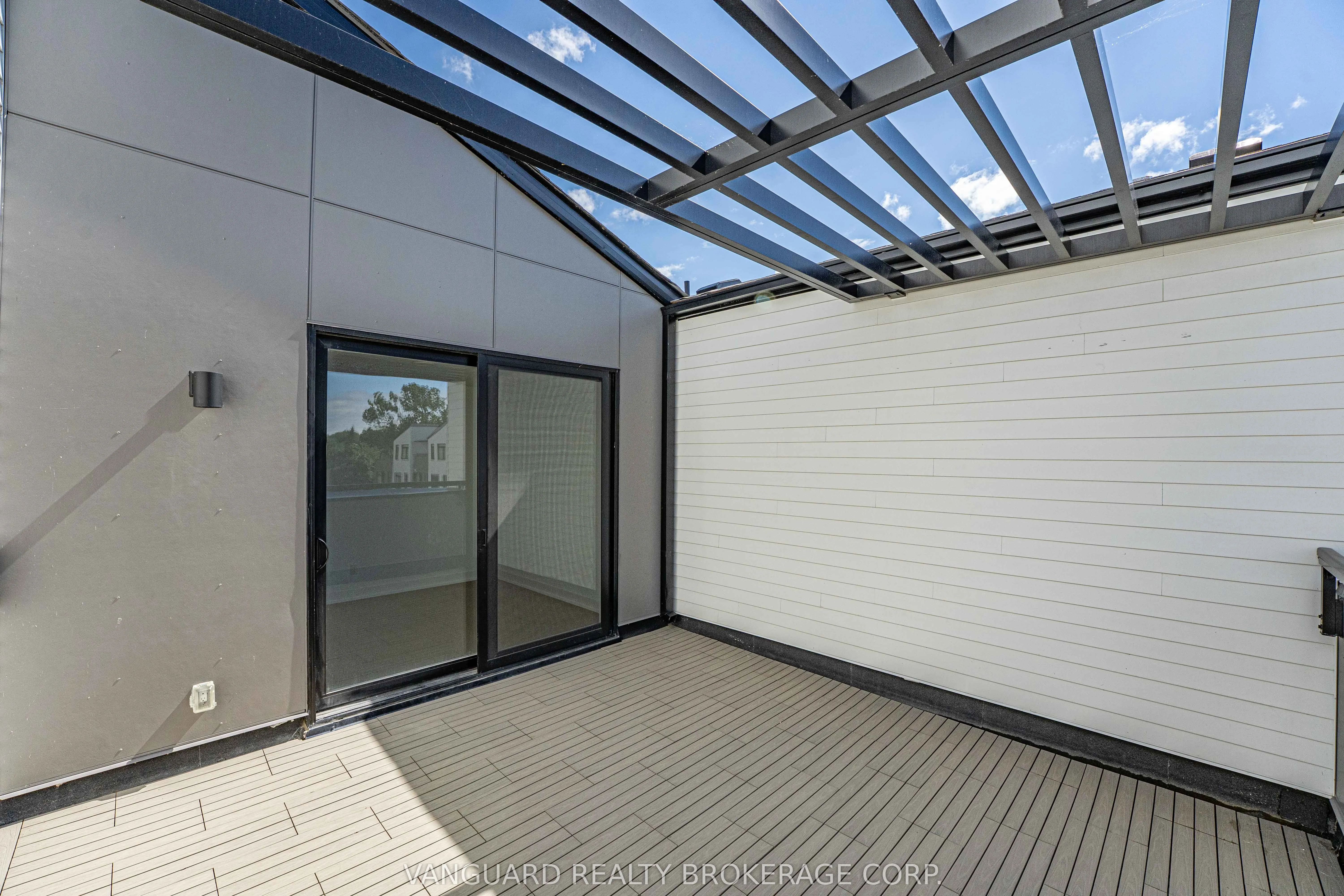 15 Lou Parsons Way, #21