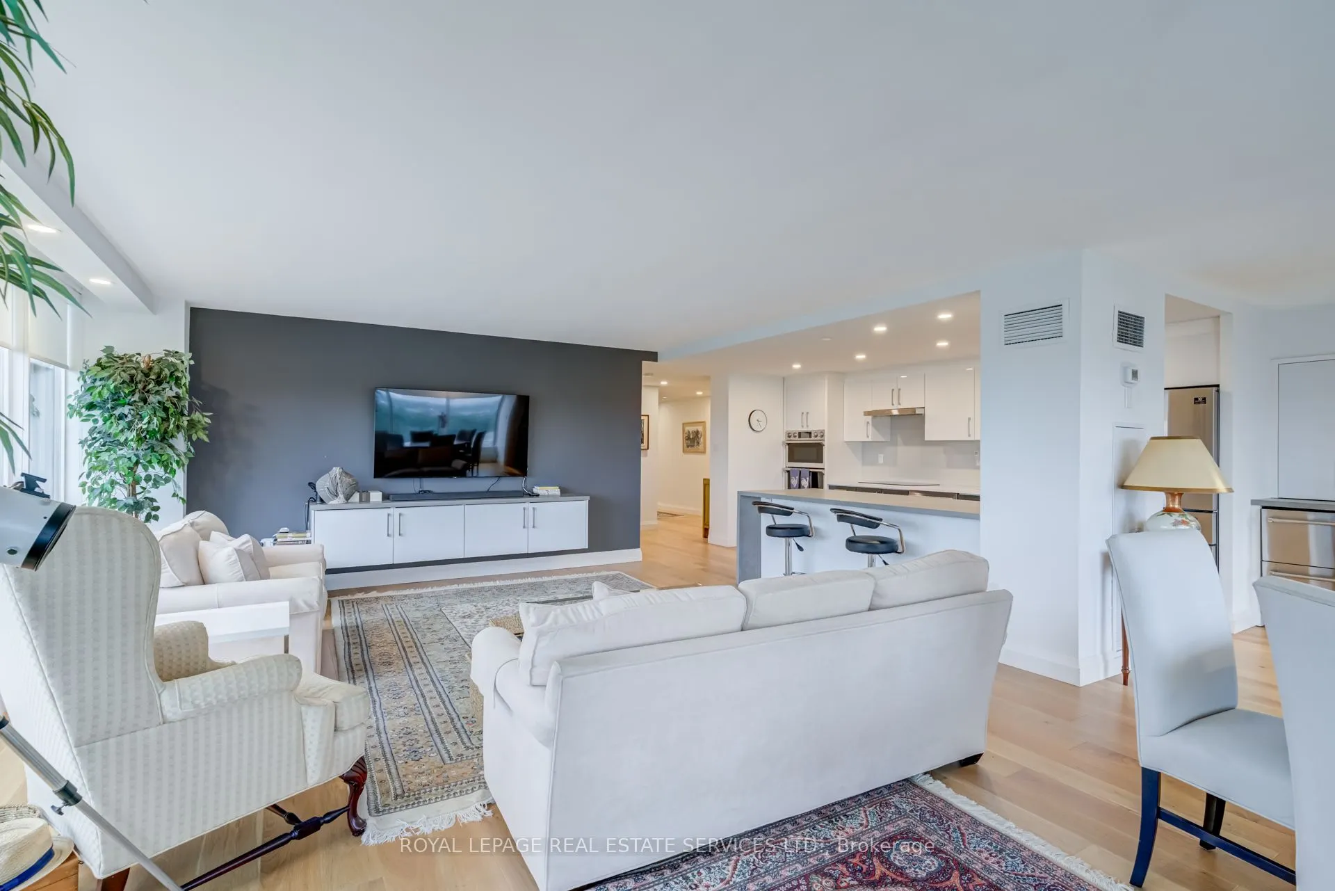 2045 Lake Shore Boulevard W, #2410