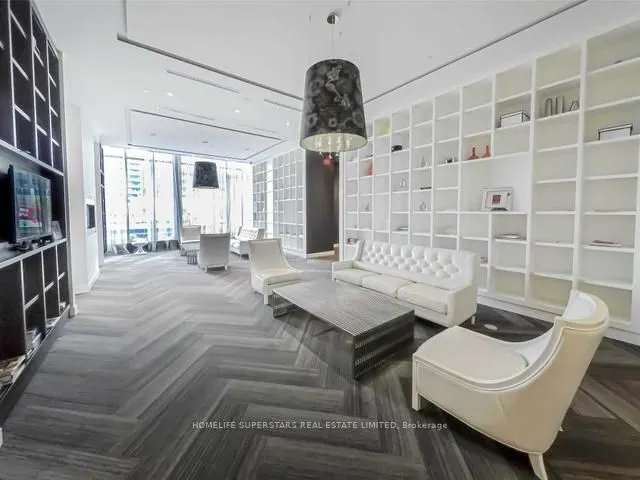 90 Park Lawn Road, #2112