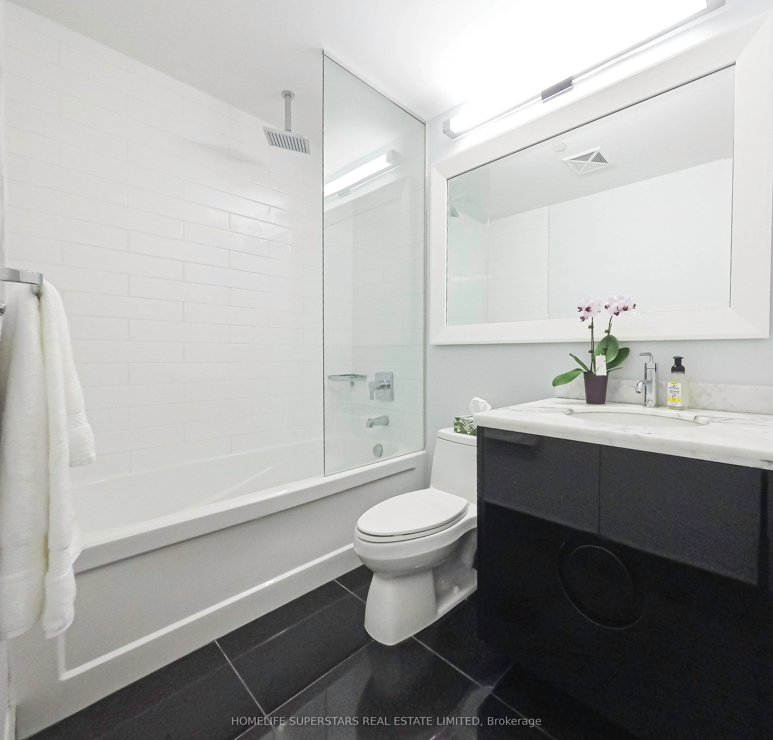 90 Park Lawn Road, #2112