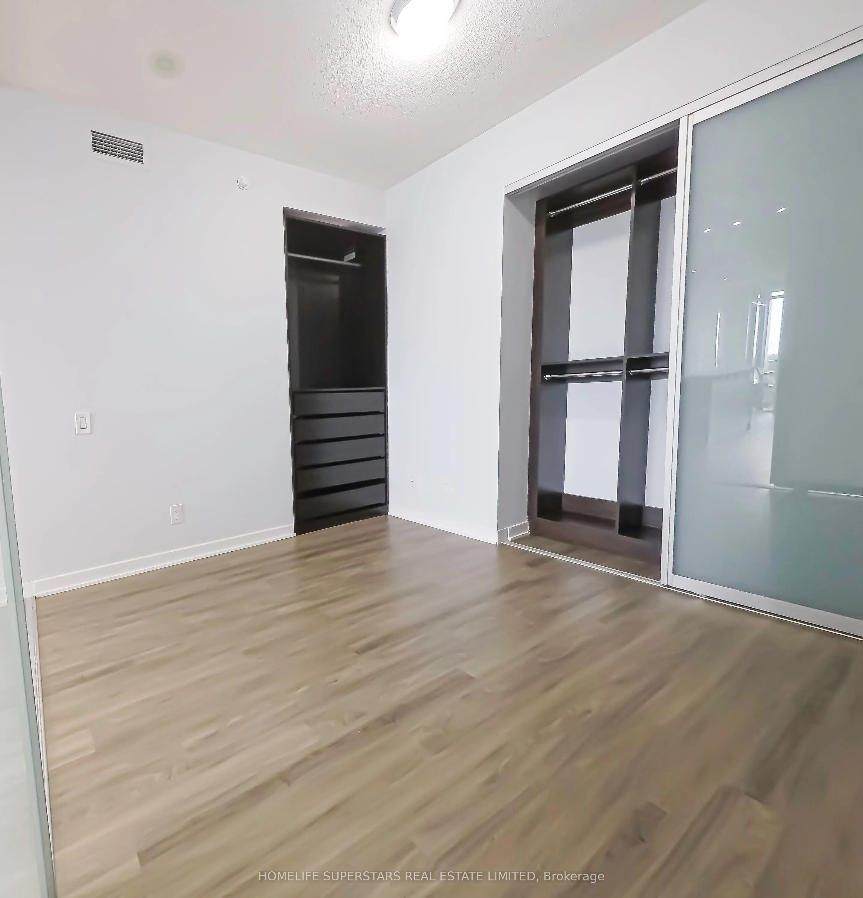 90 Park Lawn Road, #2112