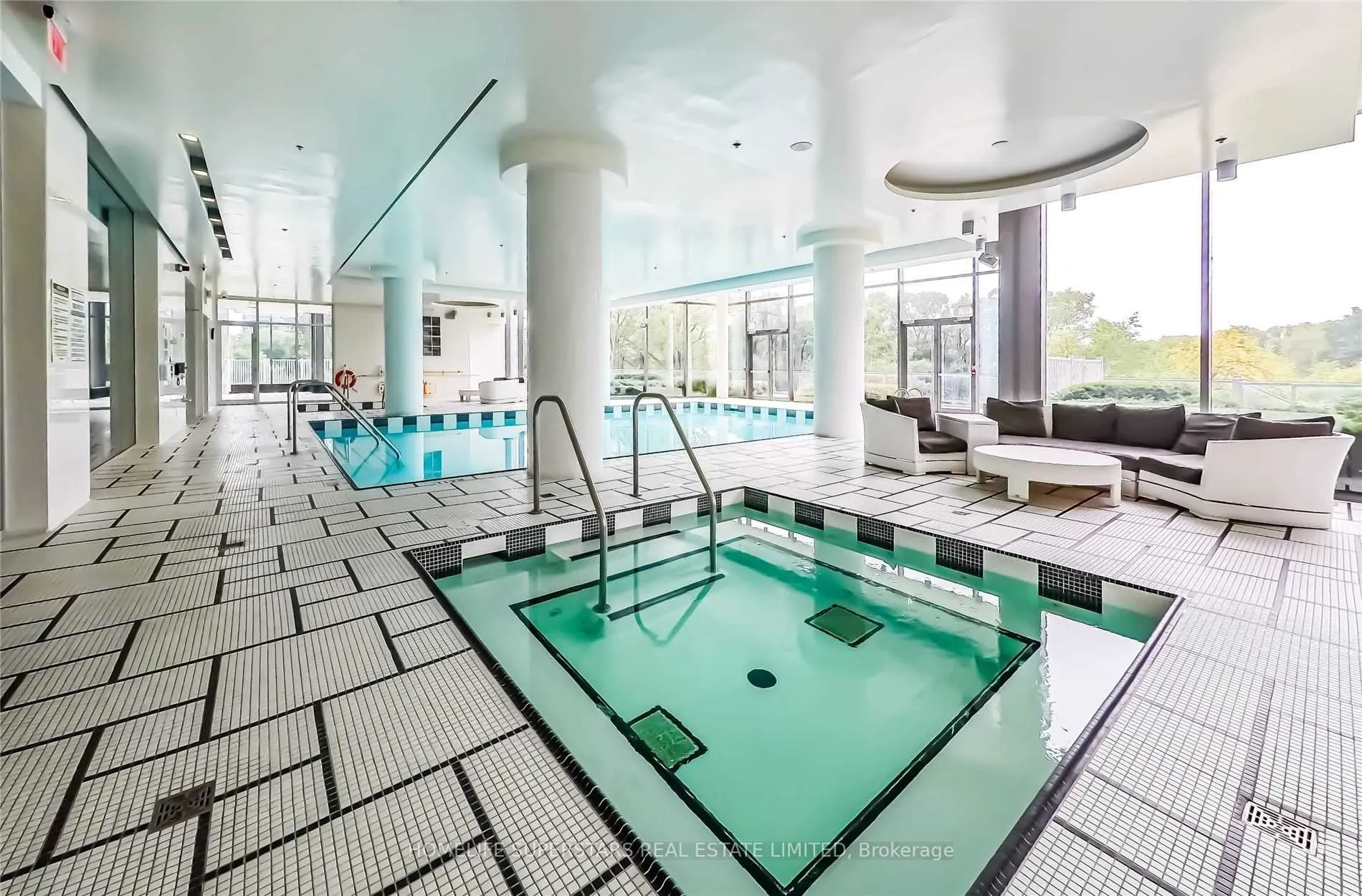 90 Park Lawn Road, #2112