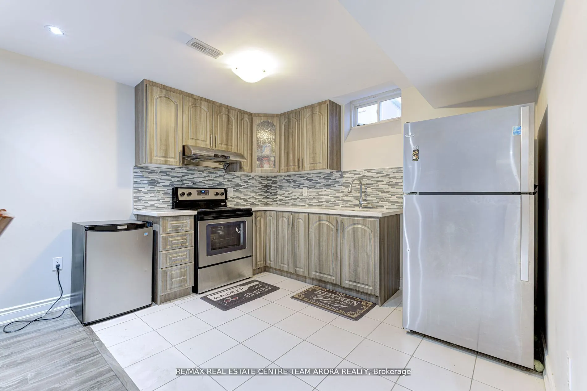 27 Monkton Circle