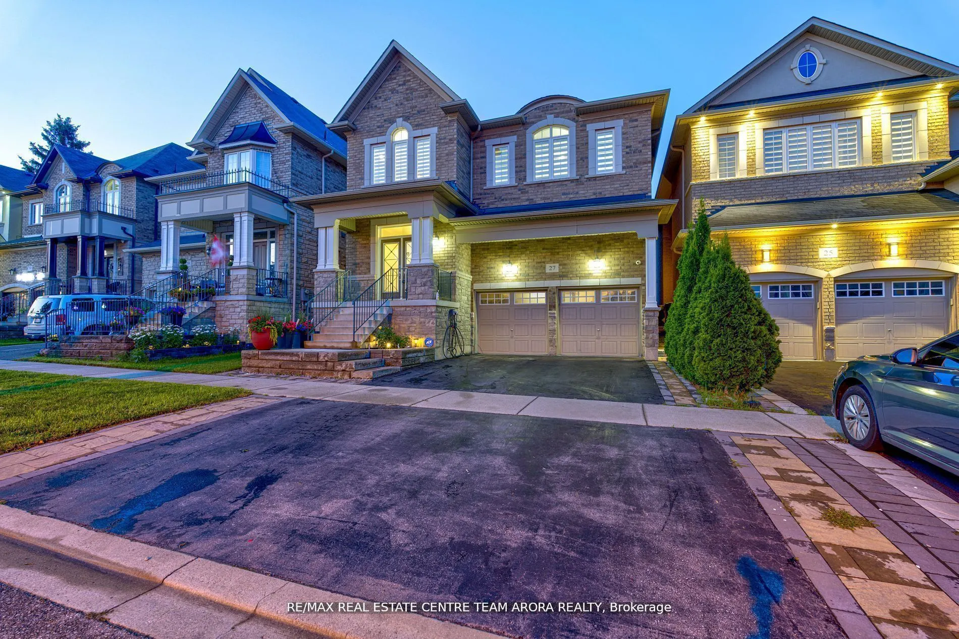 27 Monkton Circle