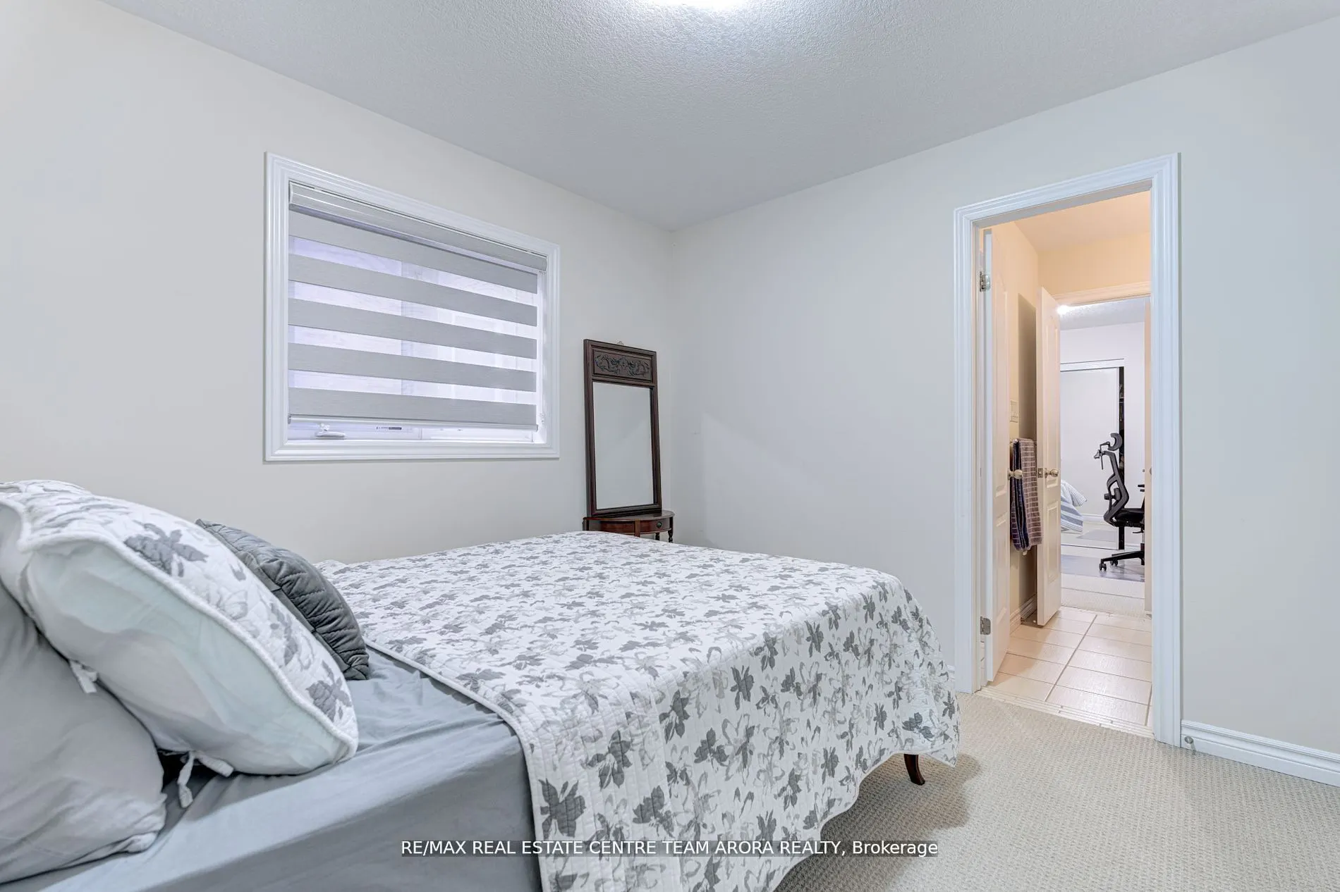 27 Monkton Circle