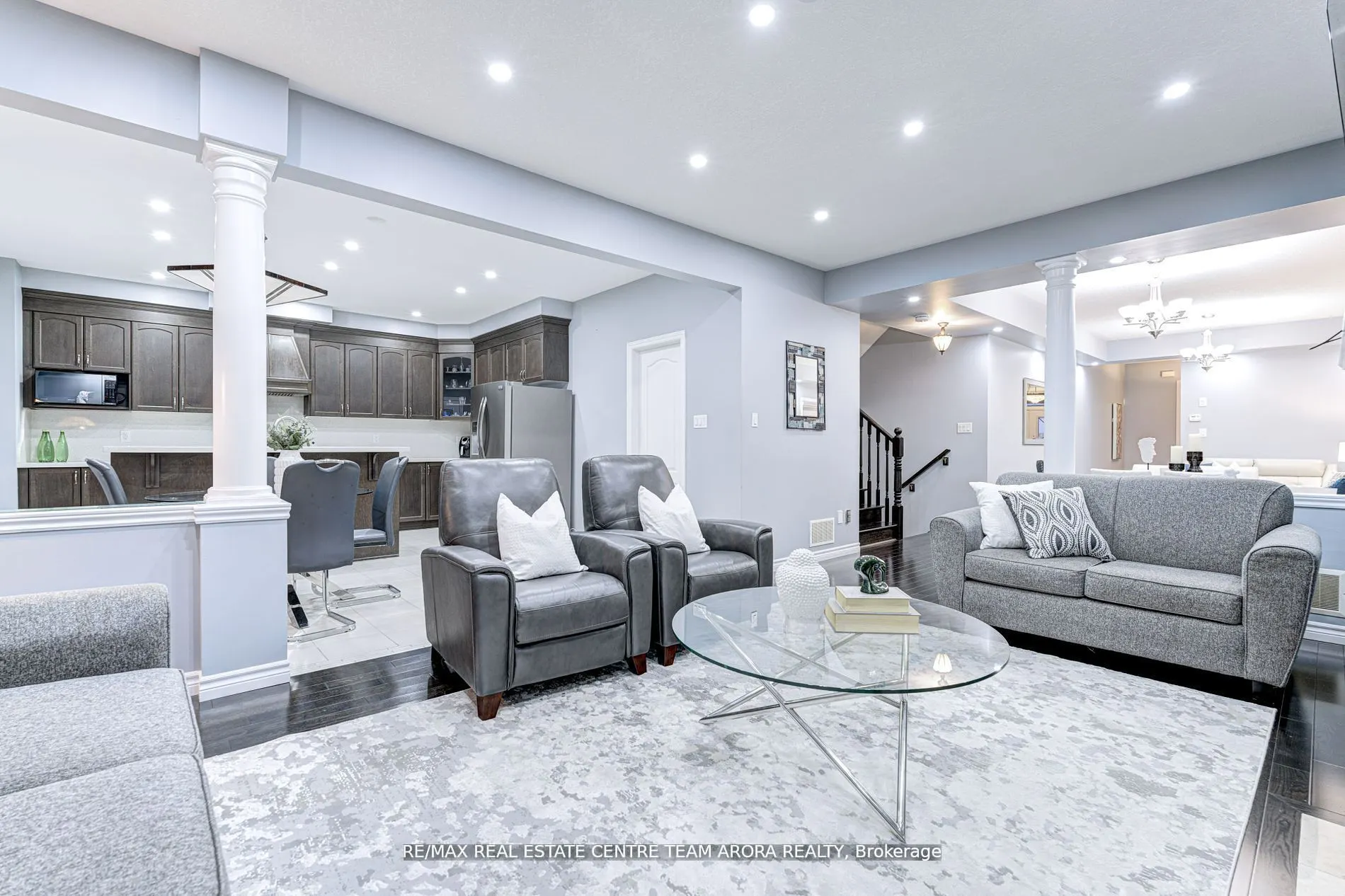 27 Monkton Circle