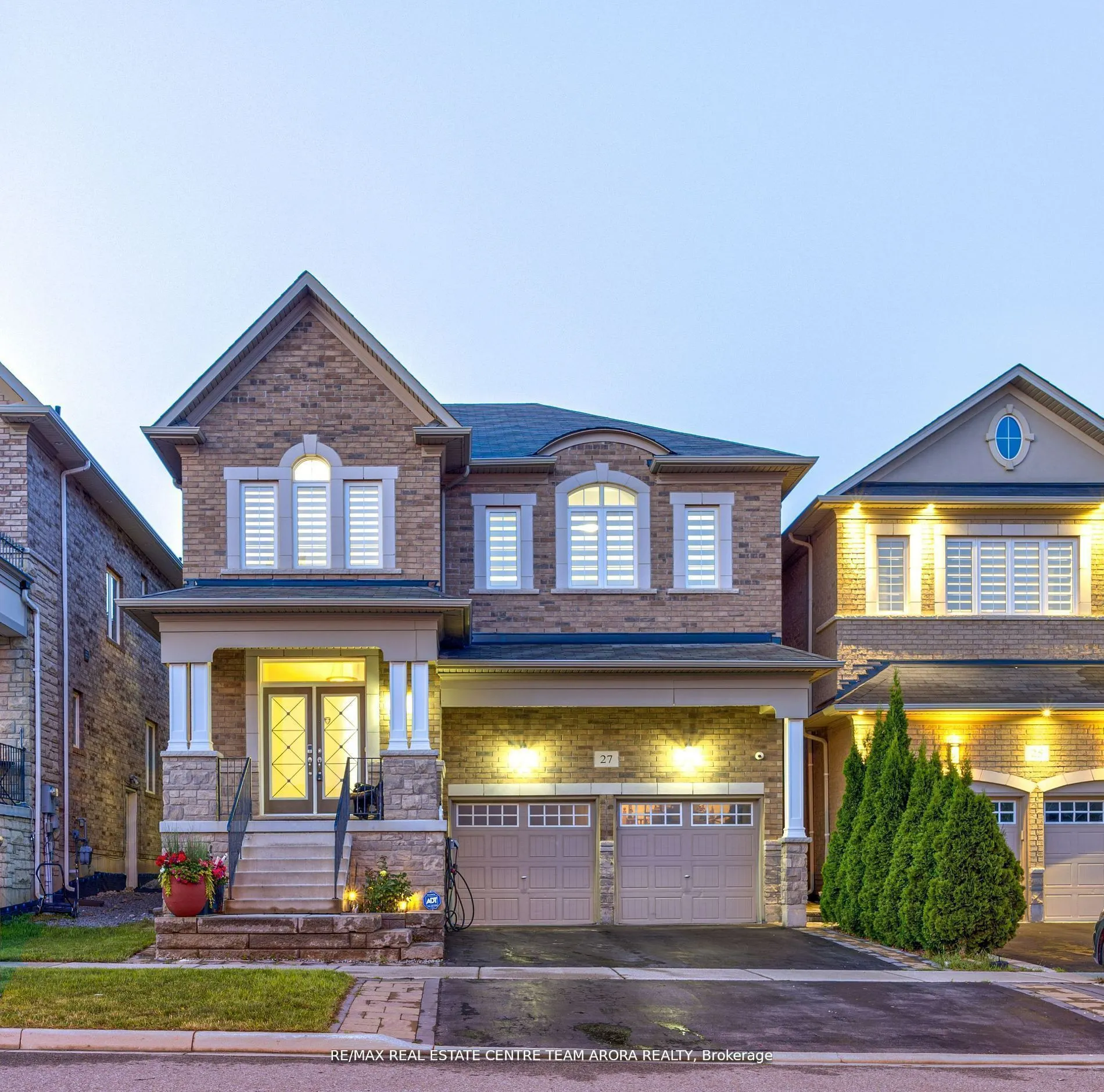 27 Monkton Circle