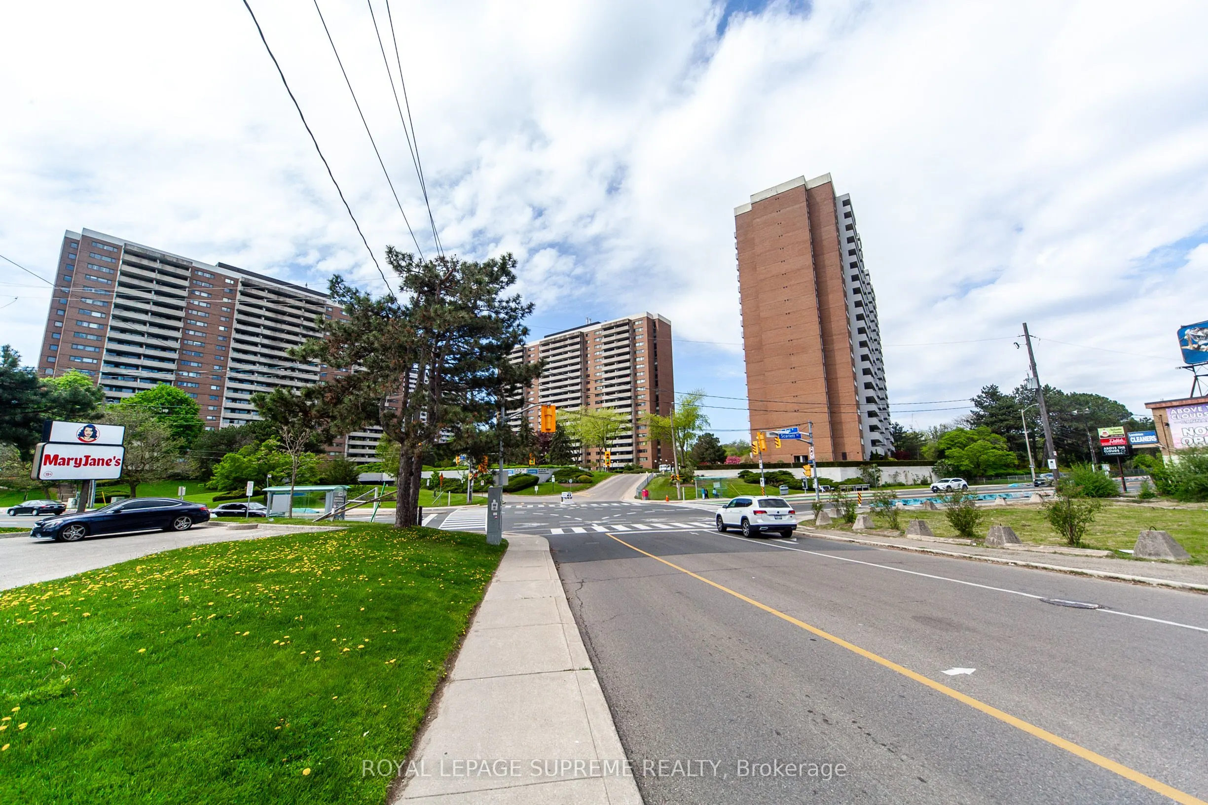 270 Scarlett Road, #205
