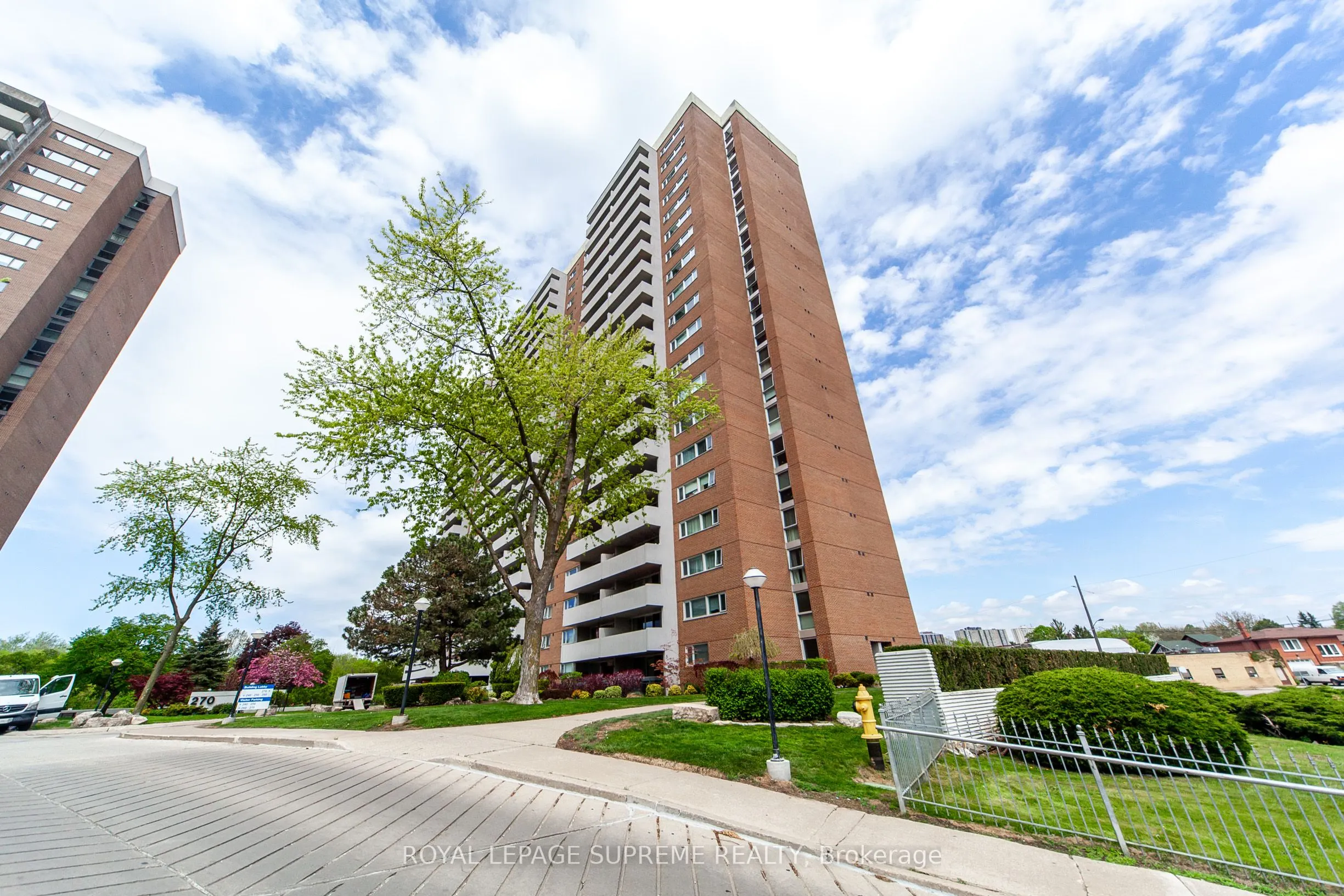 270 Scarlett Road, #205